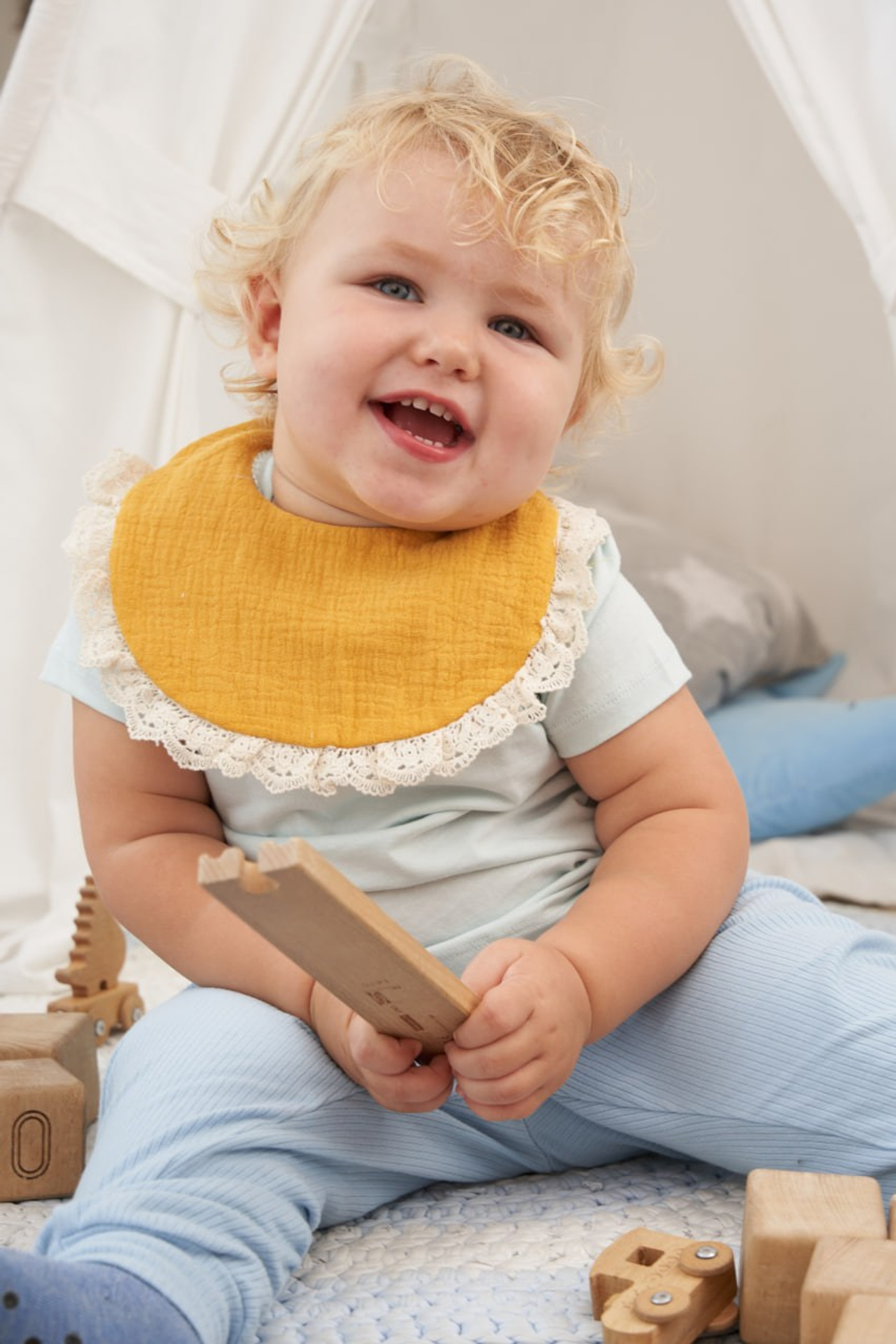 Модель девочка для предметной съемки Маша Н.Новгород | Sale Easy