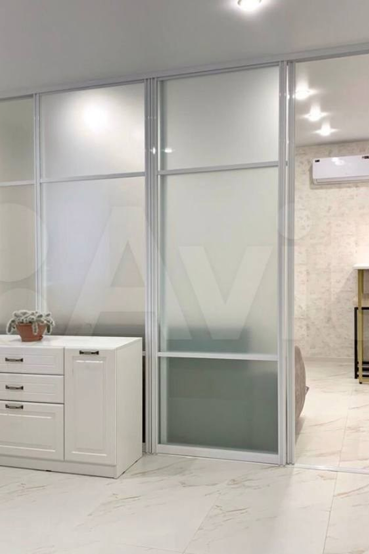 Светлая квартира на Белинского для предметной съемки Н.Н.|Sale Easy