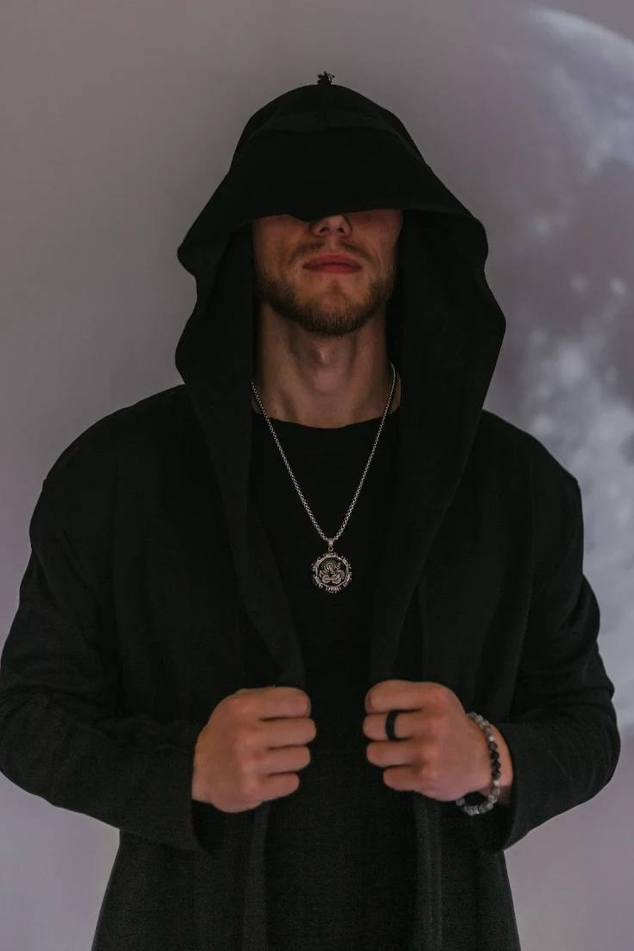 Модель для предметной съемки Алексей А Н.Новгород | Sale Easy