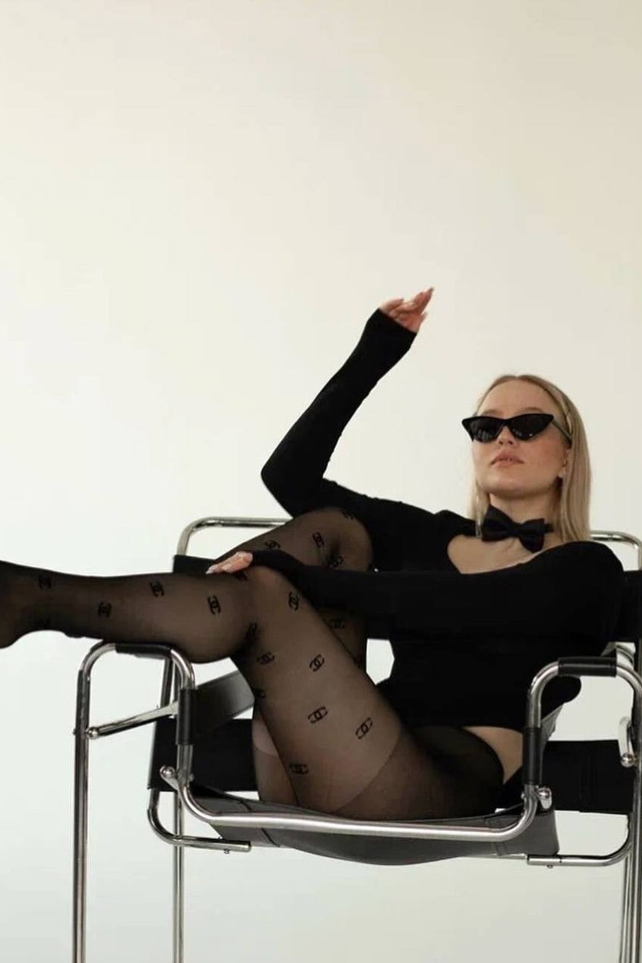 Модель для предметной съемки Елизавета Л. Красноярск| Sale Easy