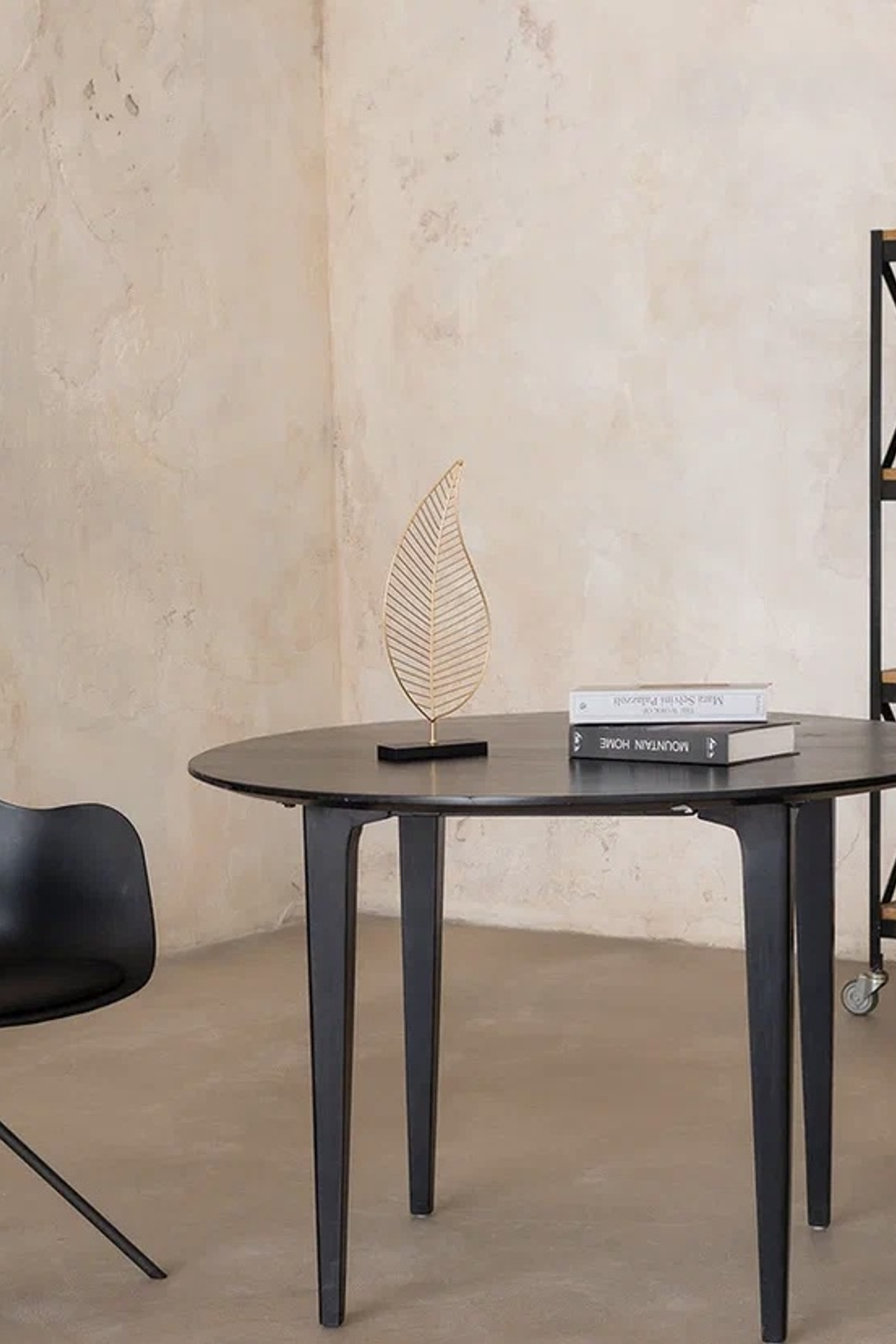 Студия для предметной съемки CROSS — Смена Москва | Sale Easy