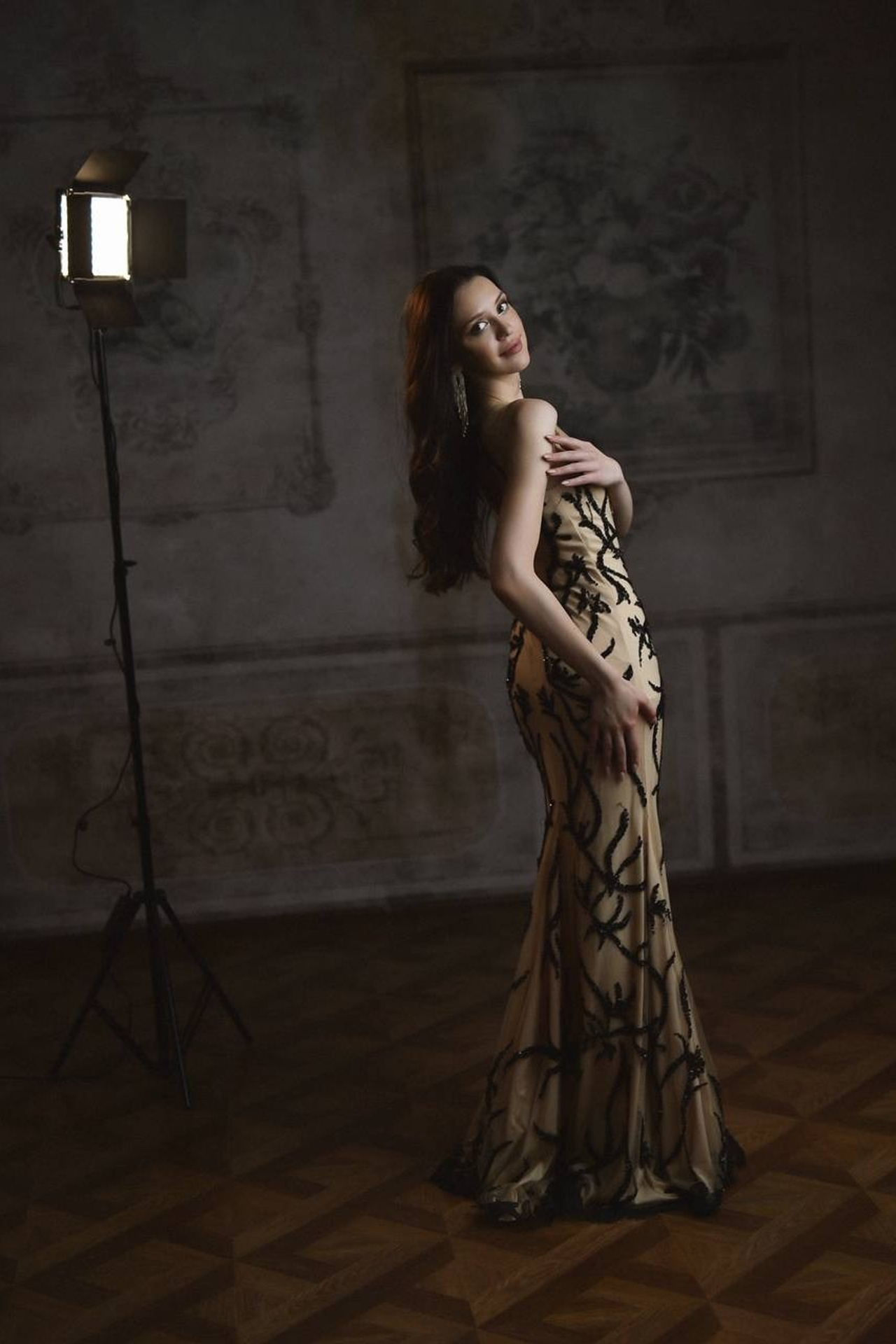 Модель для предметной съемки Юлия А. Н.Новгород| Sale Easy