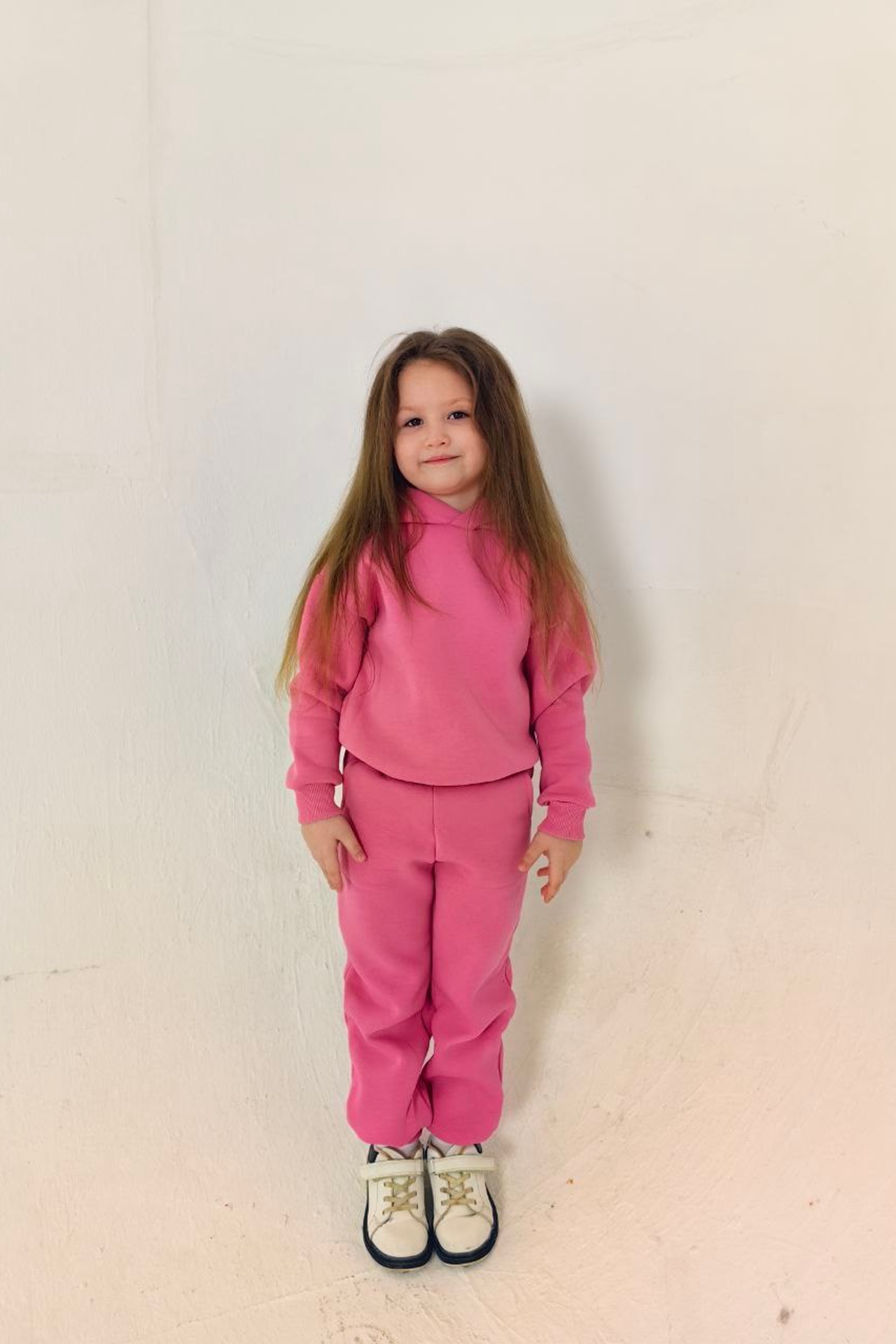 Модель для предметной съемки Агнесса Казань| Sale Easy