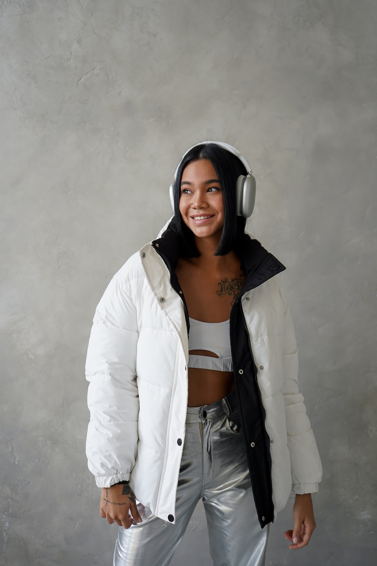 Модель для предметной съемки Валерия Ж. С.-Пб| Sale Easy