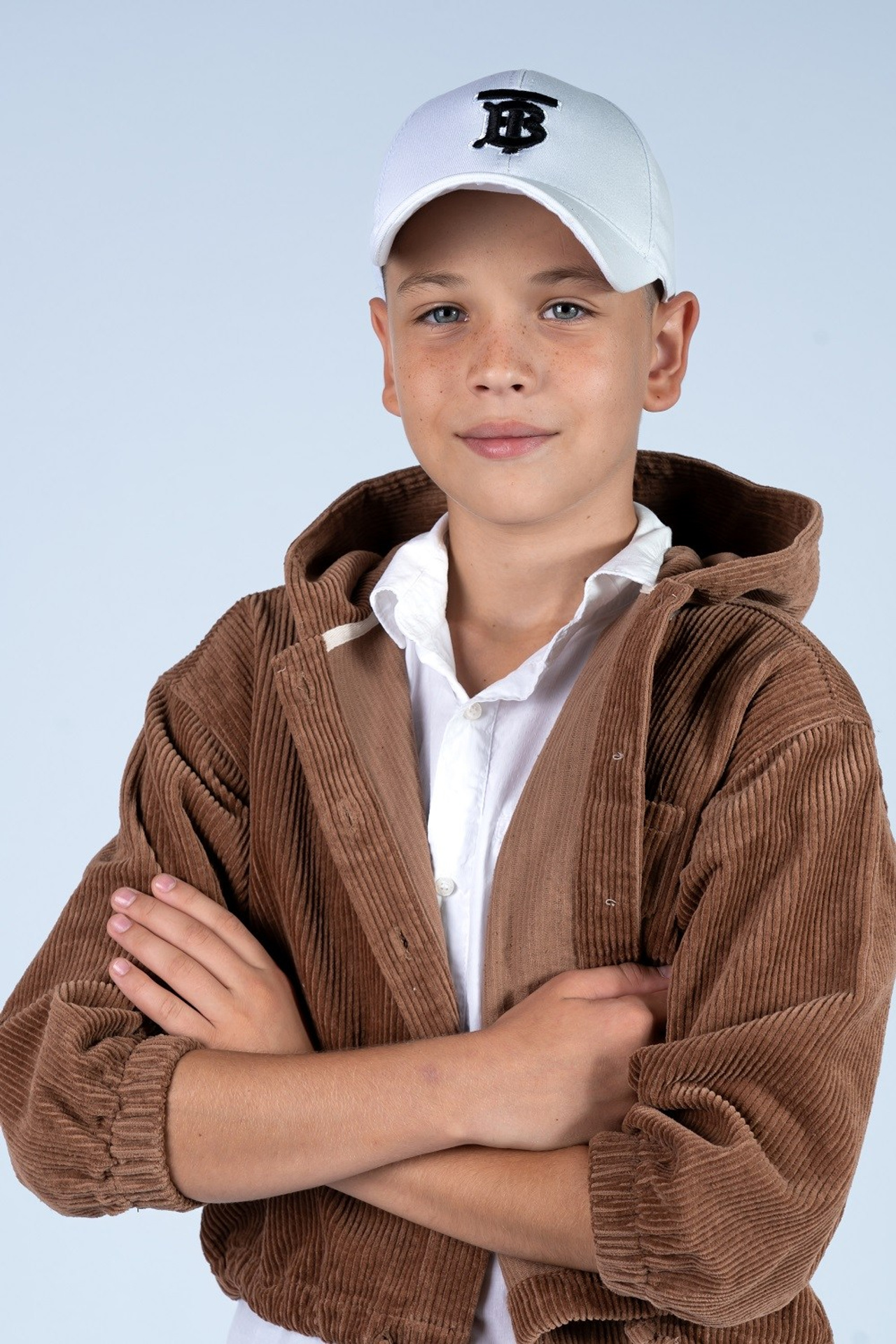 Модель Владимир А для предметной съемки  в Сочи| Sale Easy