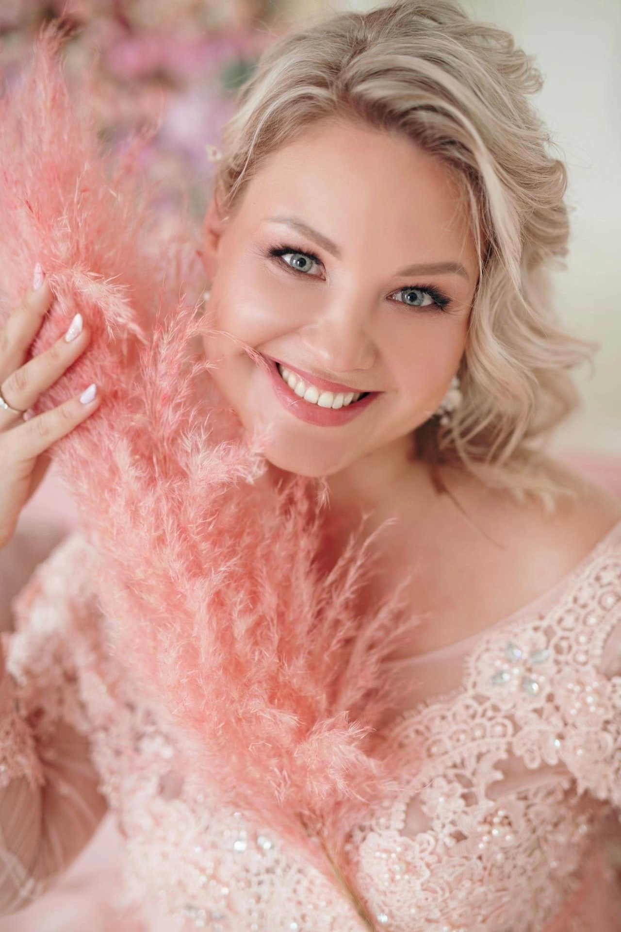 Модель plus size для предметной съемки Наталья Е.С-Петербург|Sale Easy