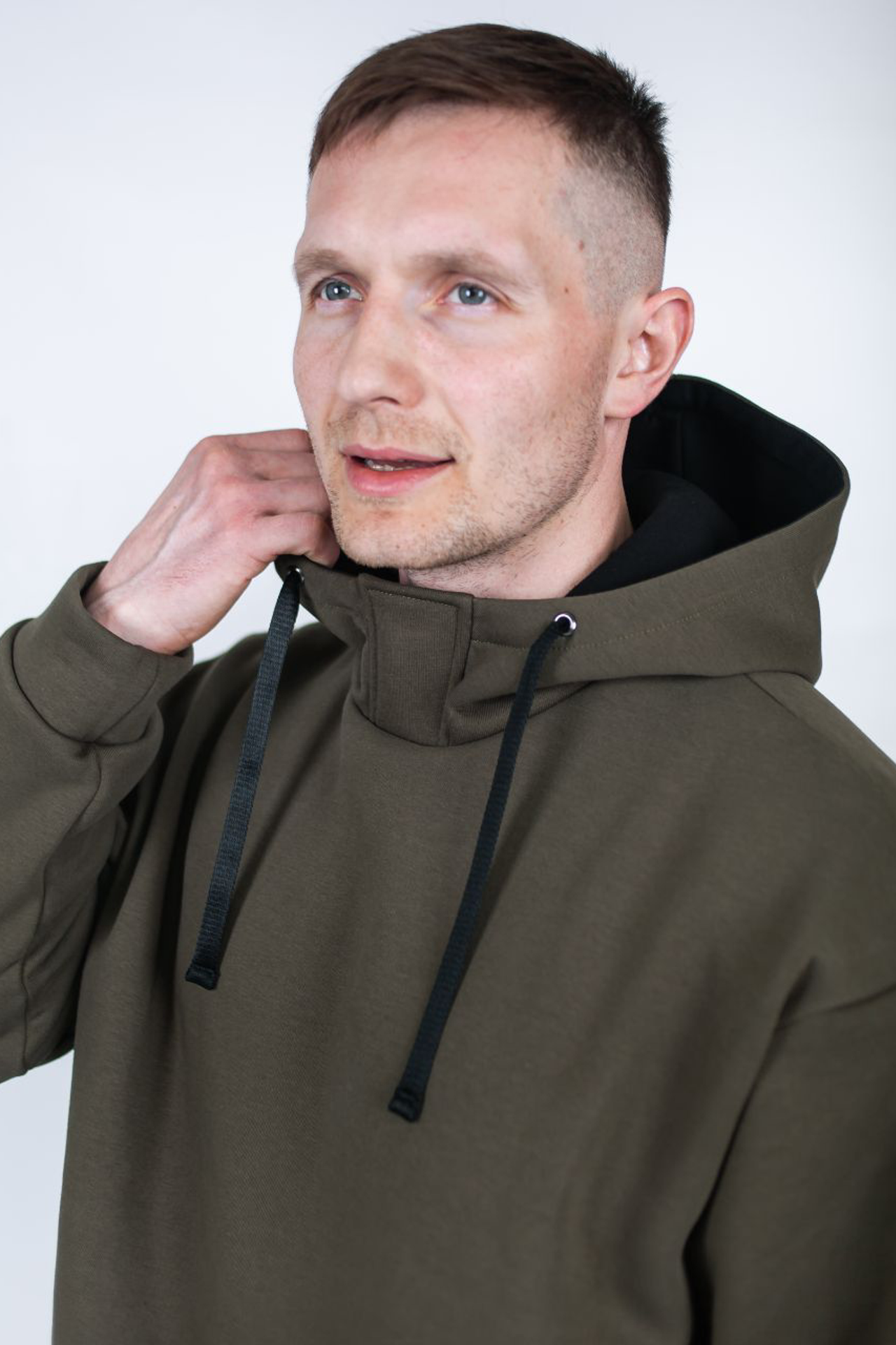 Модель для предметной съемки Андрей Б. Н.Новгород | Sale Easy