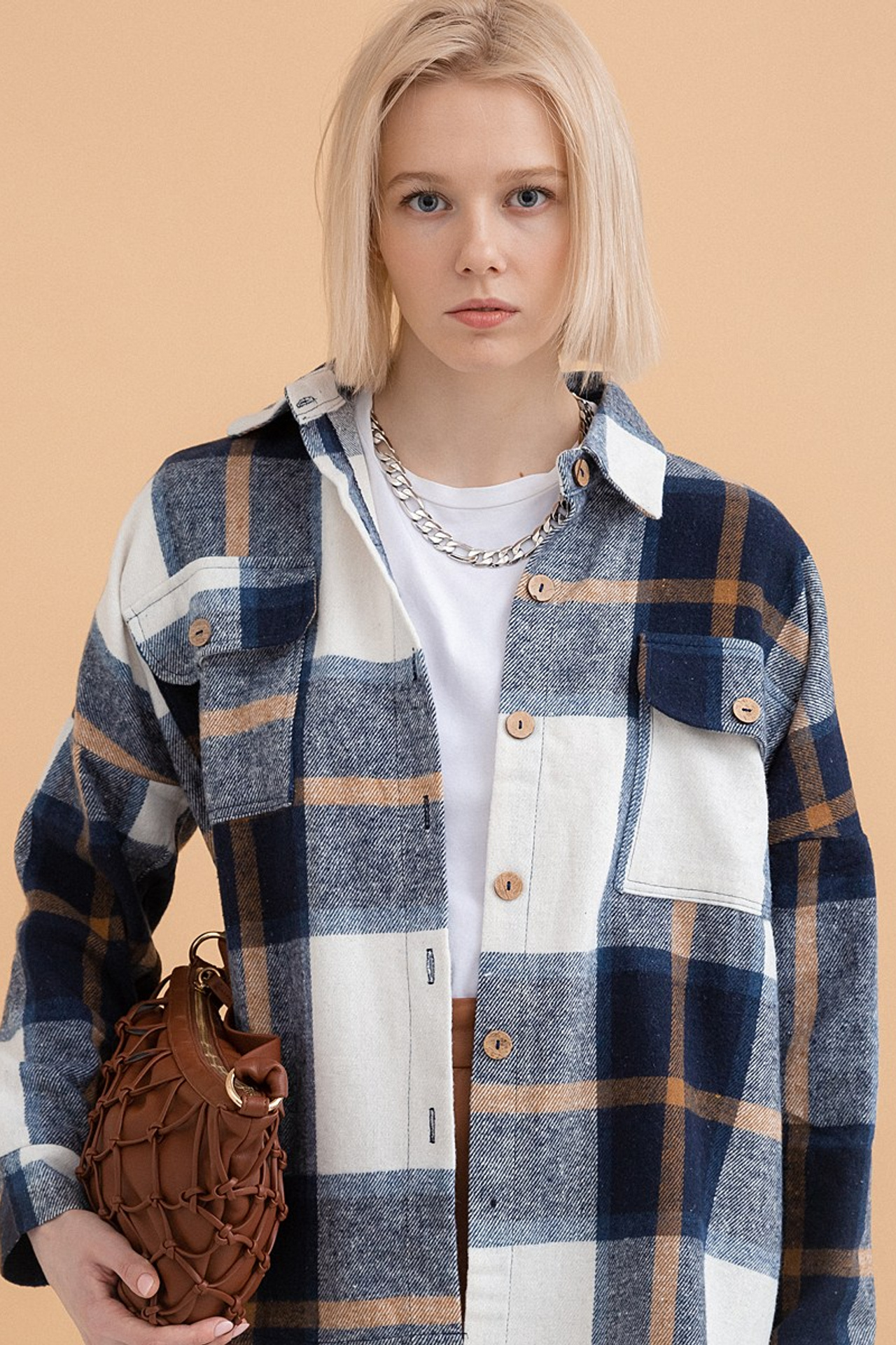 Модель для предметной съемки Александра А Москва| Sale Easy