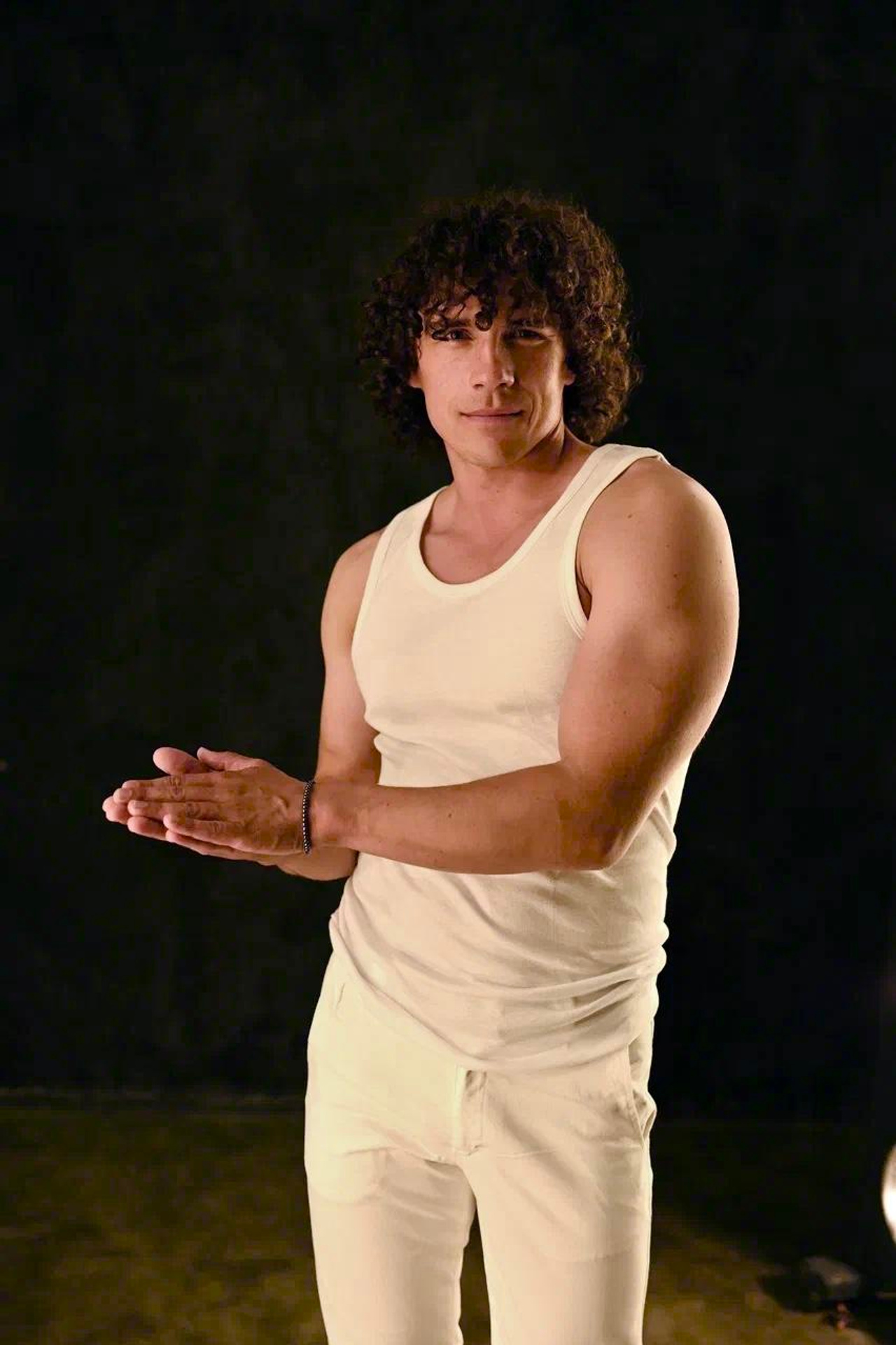 Модель для предметной съемки Сергей А. С-Петербург | Sale Easy