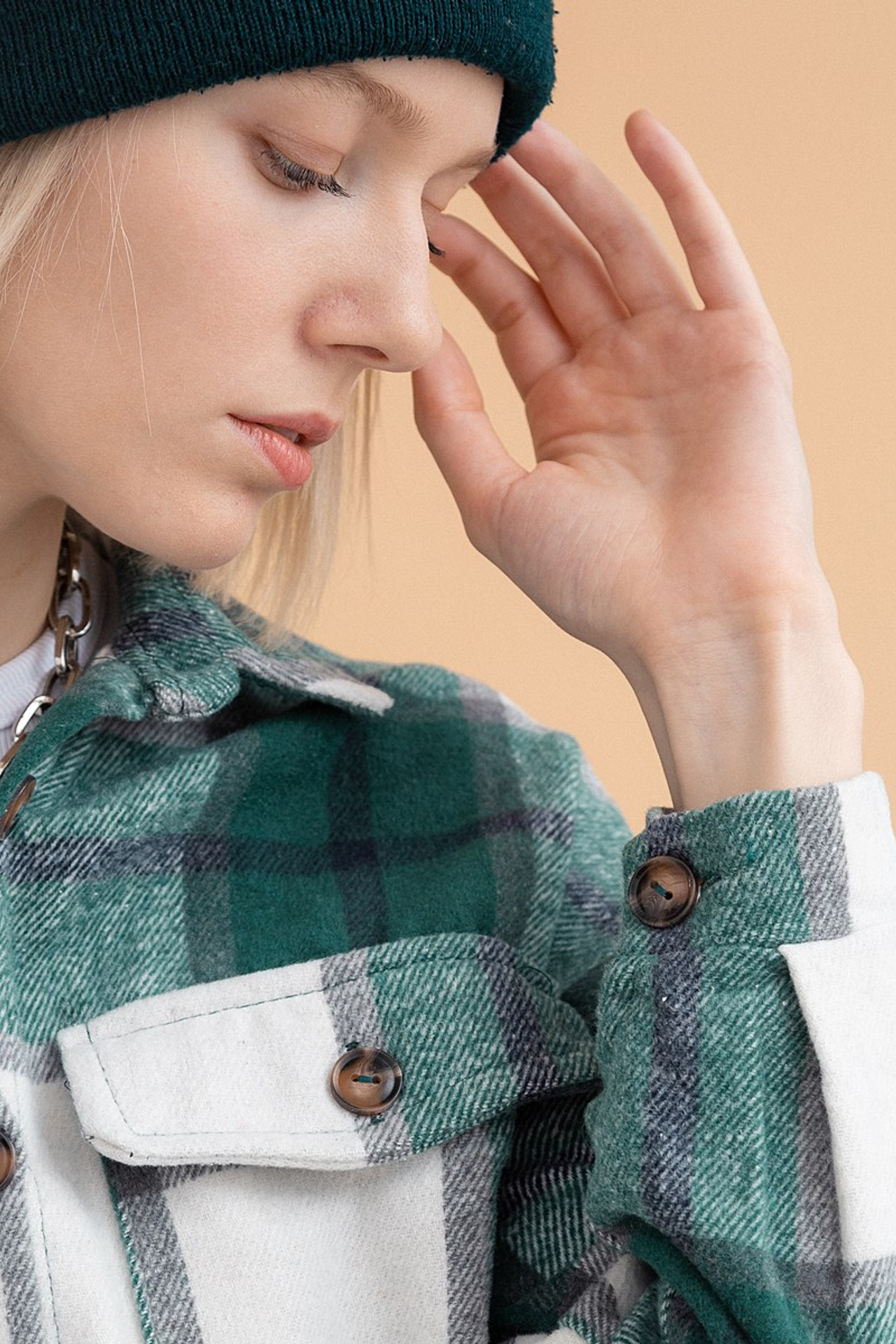 Модель для предметной съемки Александра А Москва| Sale Easy