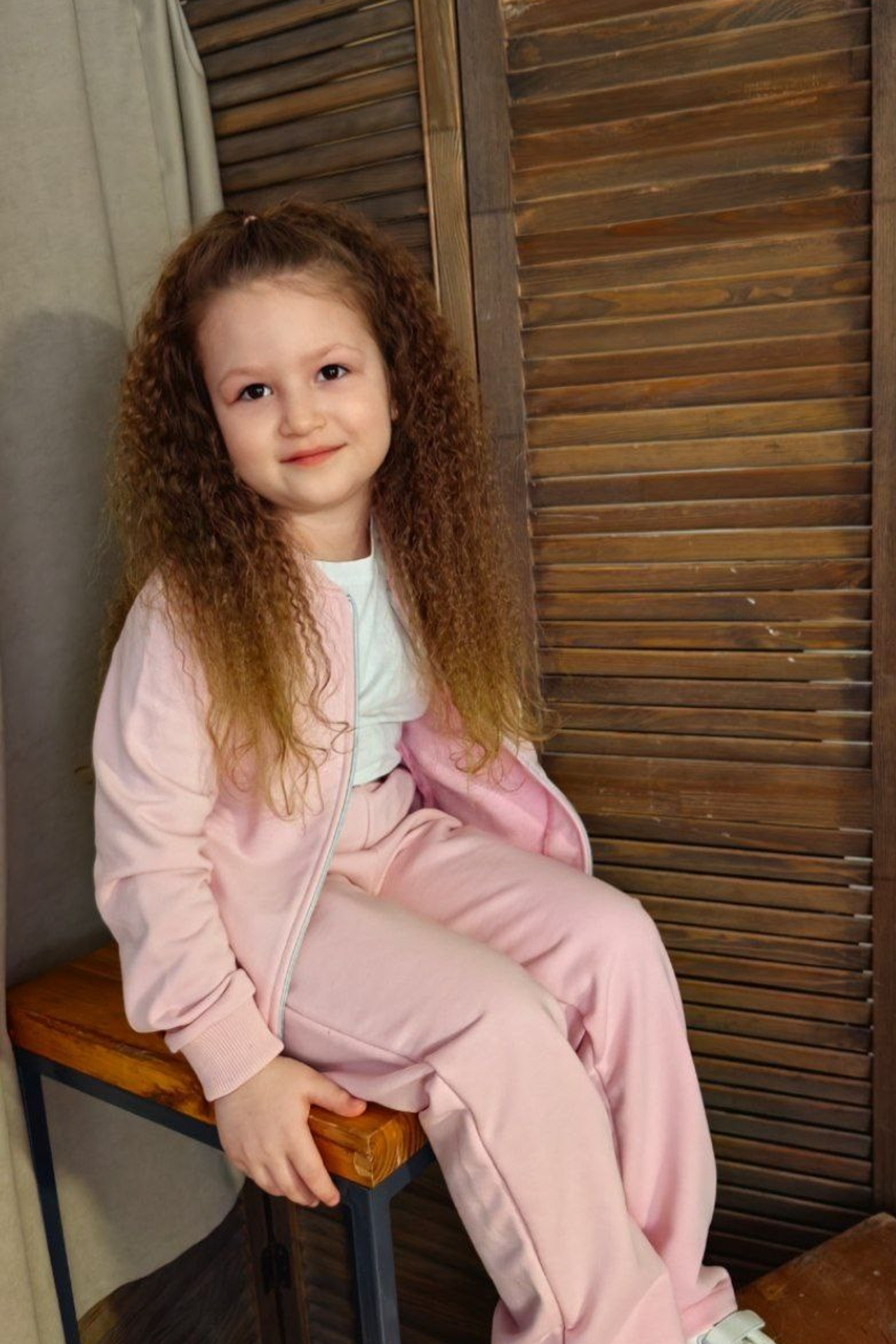 Модель для предметной съемки Агнесса Казань| Sale Easy