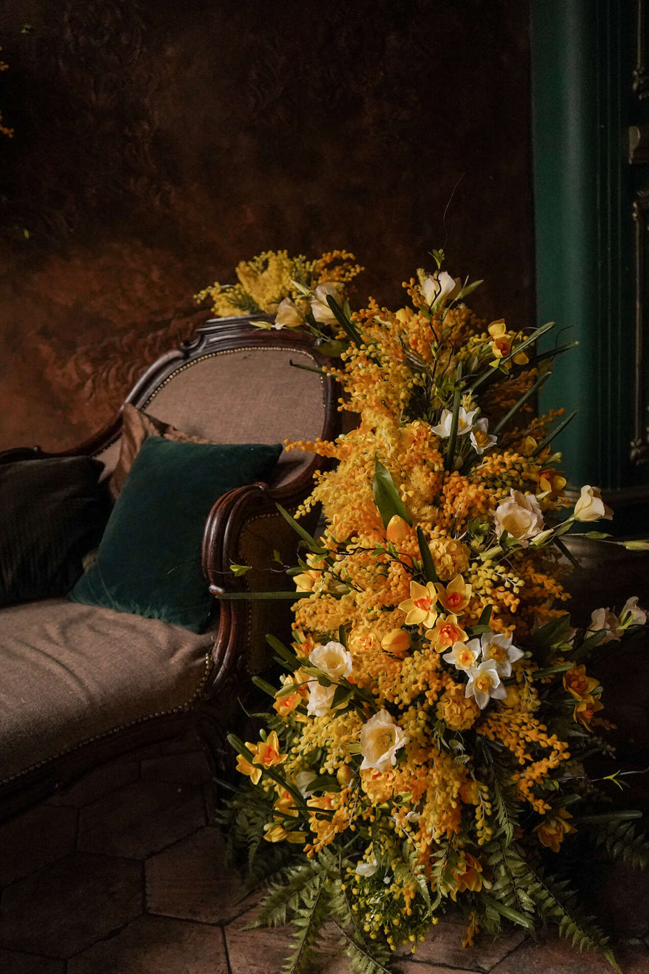 Студия LEONA — зал ITALY для предм. съемки С.-Пб|Sale Easy