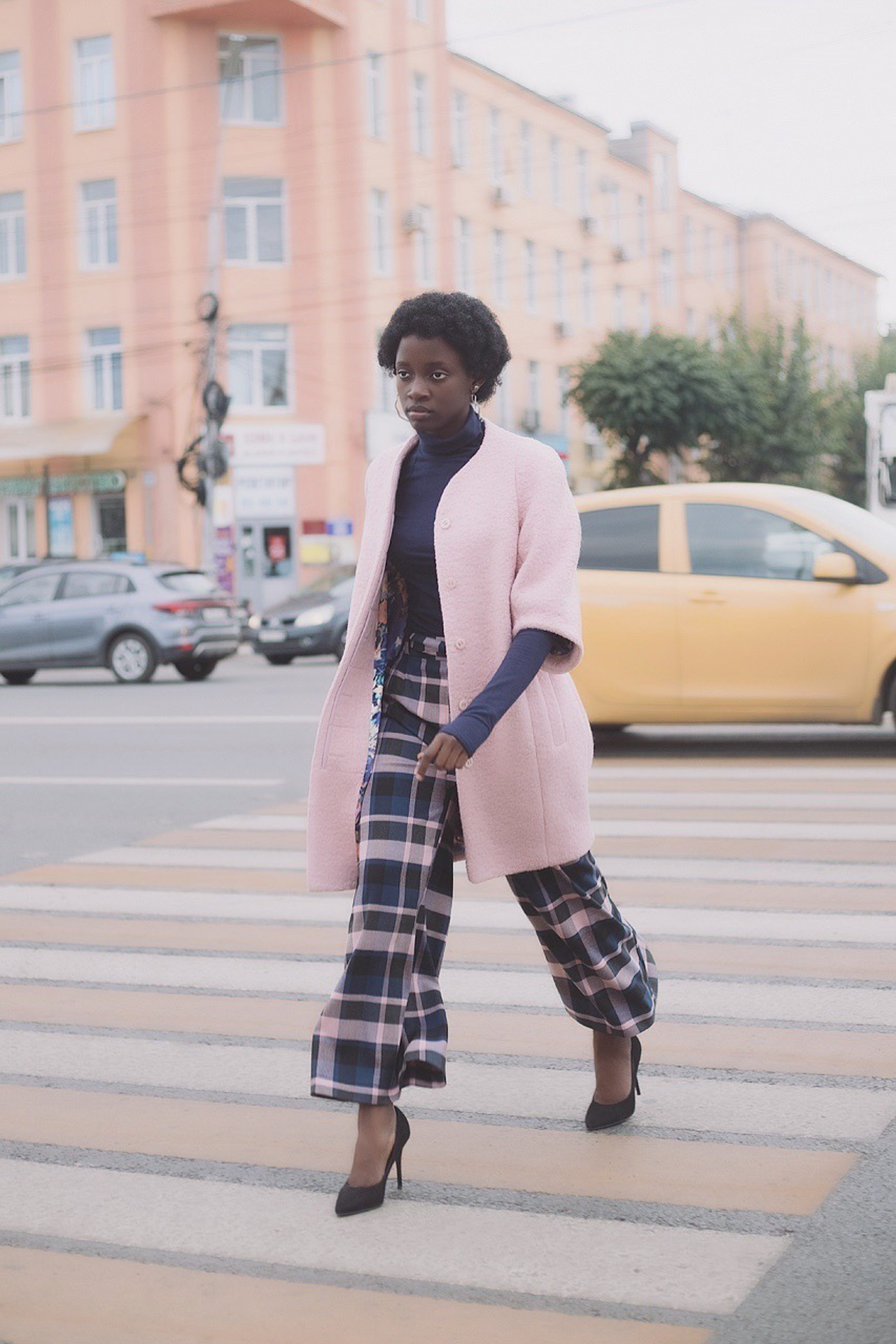 Модель для предметной съемки Сара Москва| Sale Easy