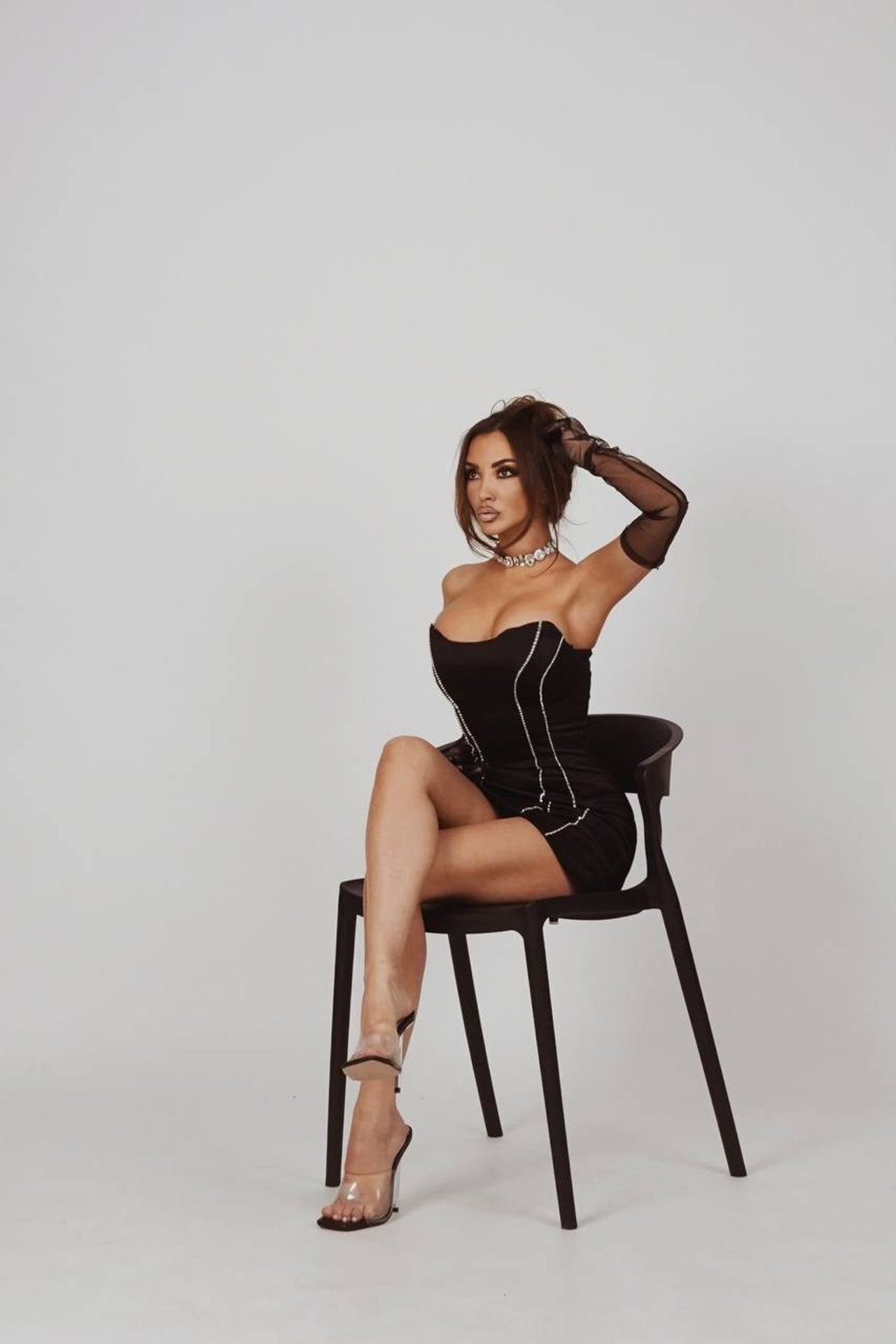 Модель для предметной съемки Нелли Н.Н.| Sale Easy