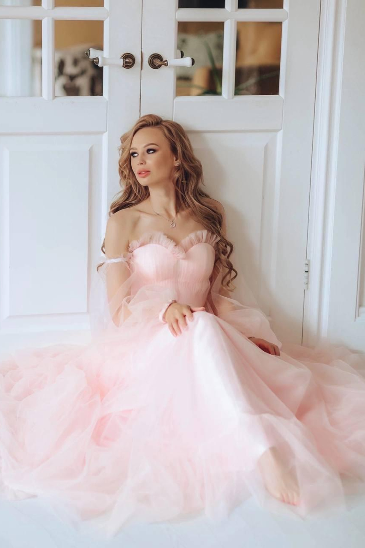 Модель для предметной съемки Алина 6 Н.Новгород | Sale Easy