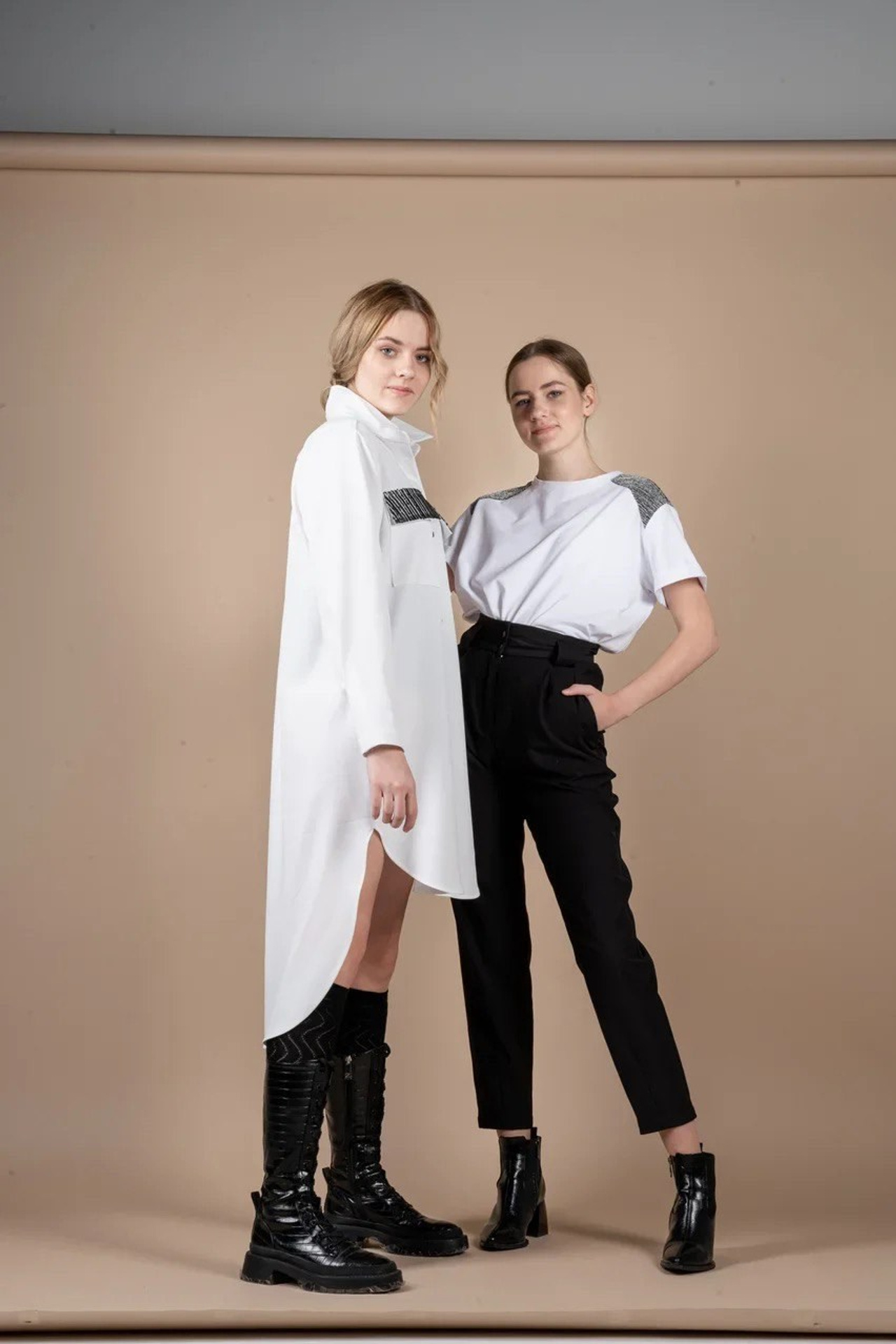 Модель для предметной съемки Ангелина Д. Красноярск| Sale Easy