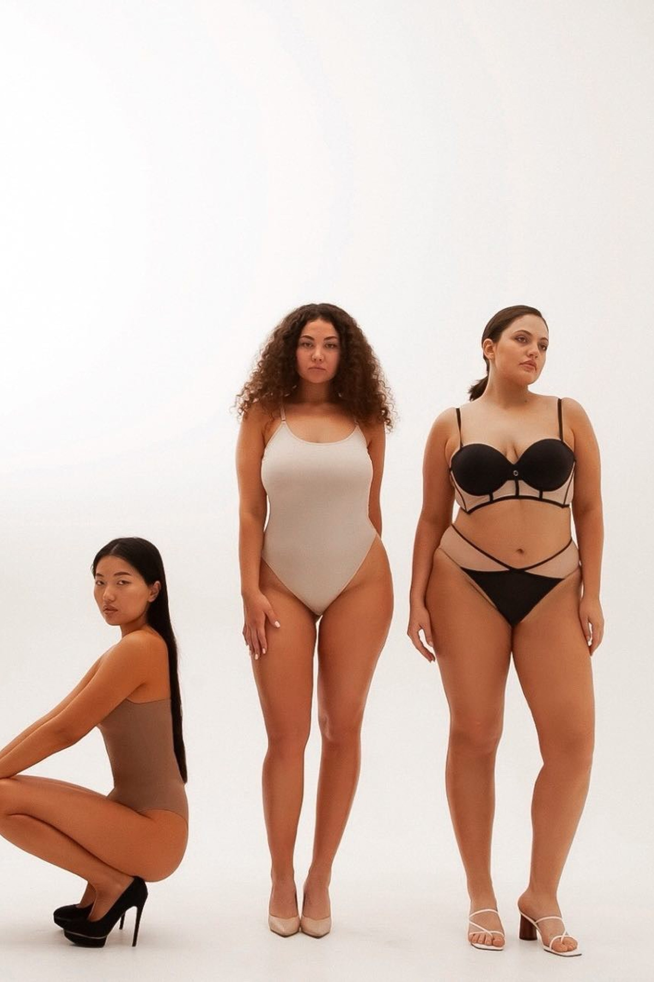 Модель для предметной съемки Виктория Л. Н.Н.| Sale Easy