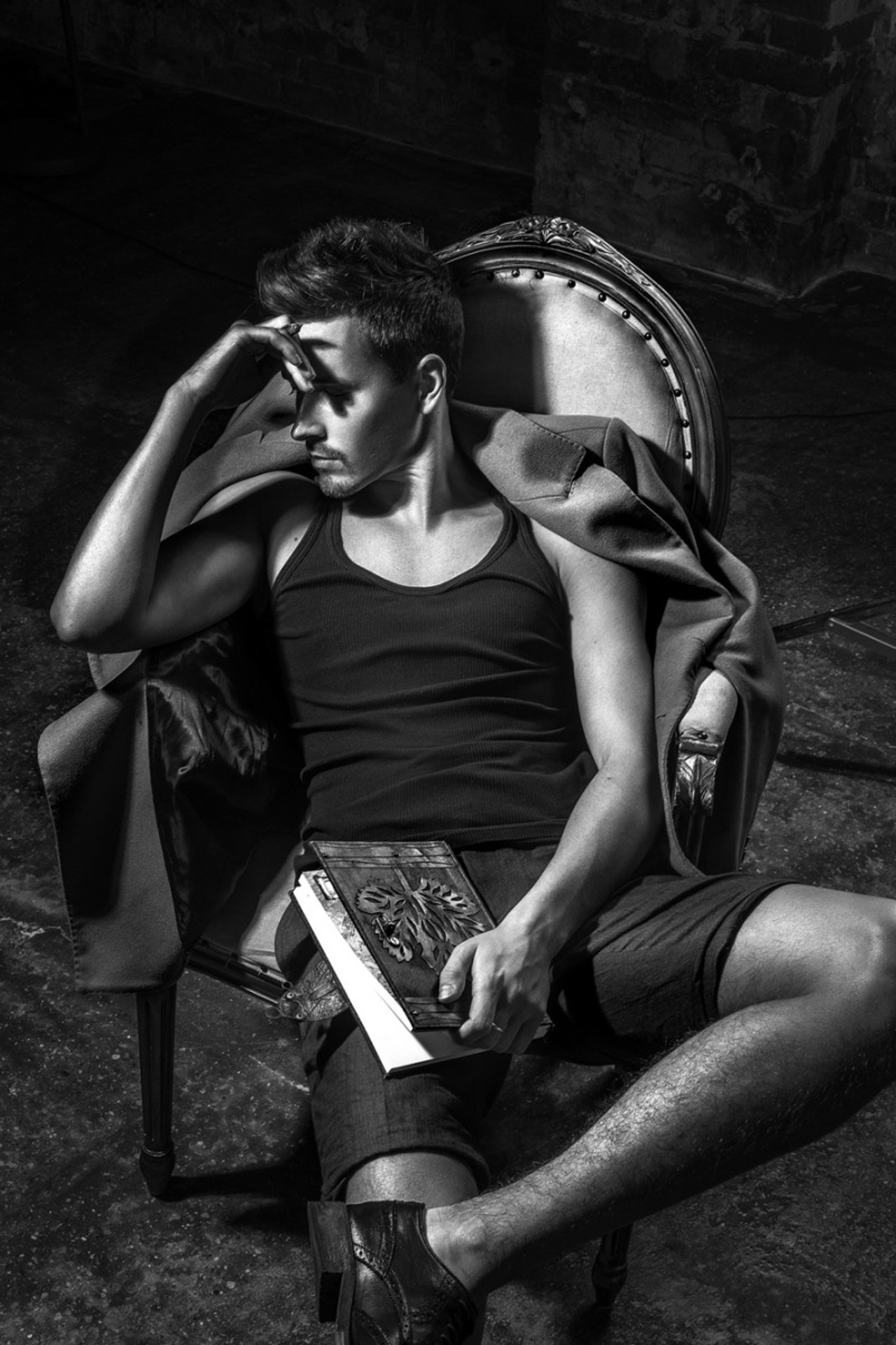 Модель для предметной съемки Камиль АА Москва | Sale Easy