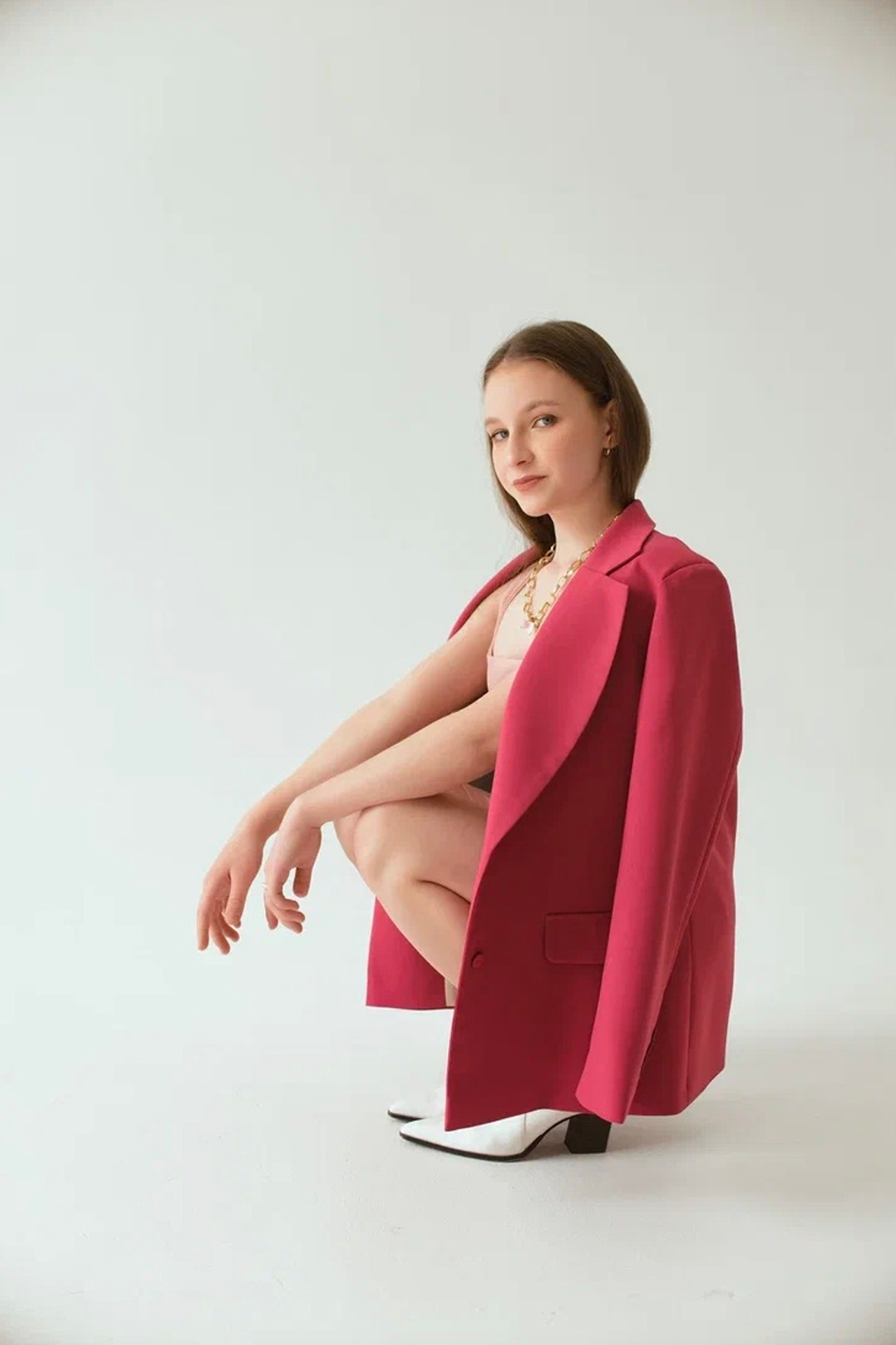 Модель для предметной съемки Алёна Б Новосибирск| Sale Easy