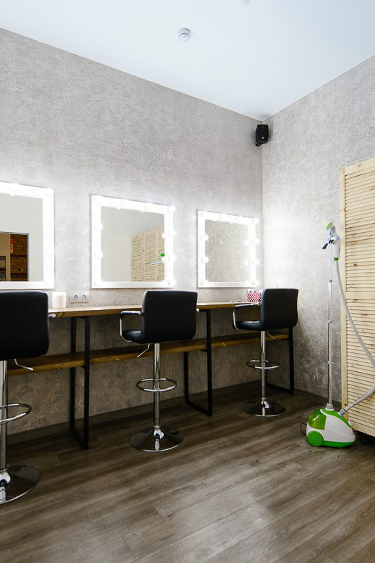 Студия PION&PUDRA Контраст для предметной съемки Красноярск|Sale Easy