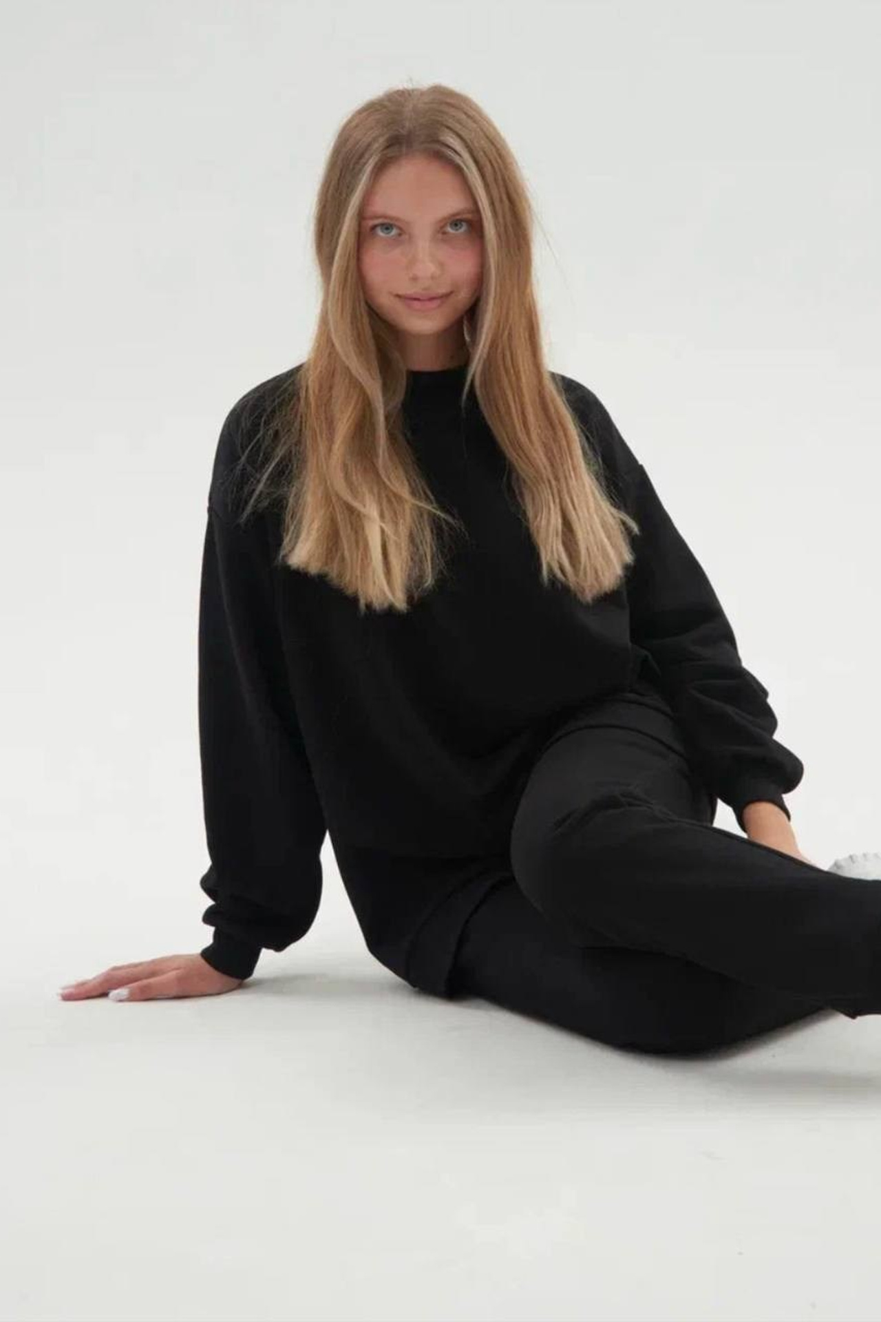 Модель для предметной съемки Мари Москва| Sale Easy