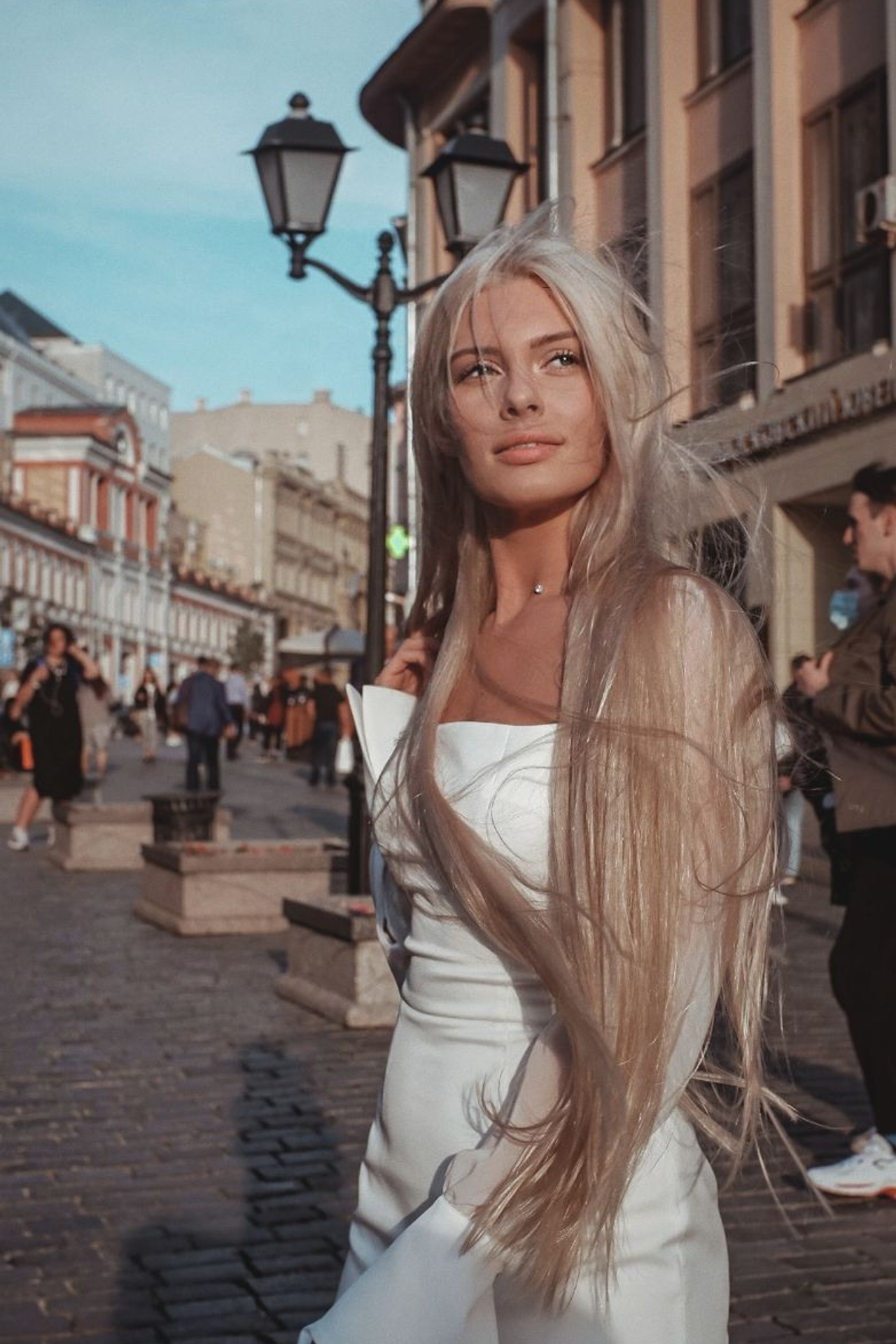 Модель для предметной съемки Кристина В. Москва| Sale Easy