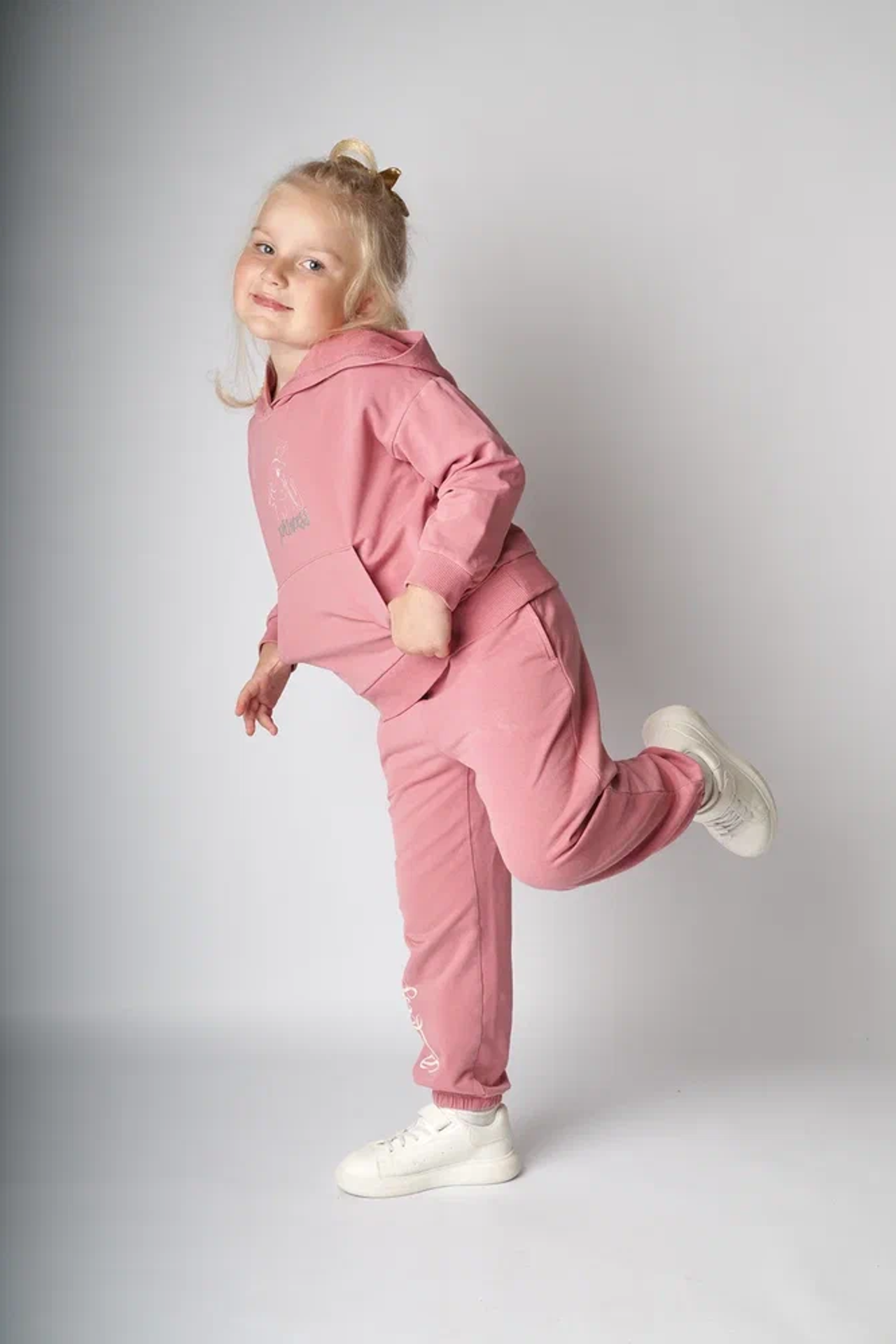 Модель для предметной съемки Анастасия Ам. Н.Н.| Sale Easy