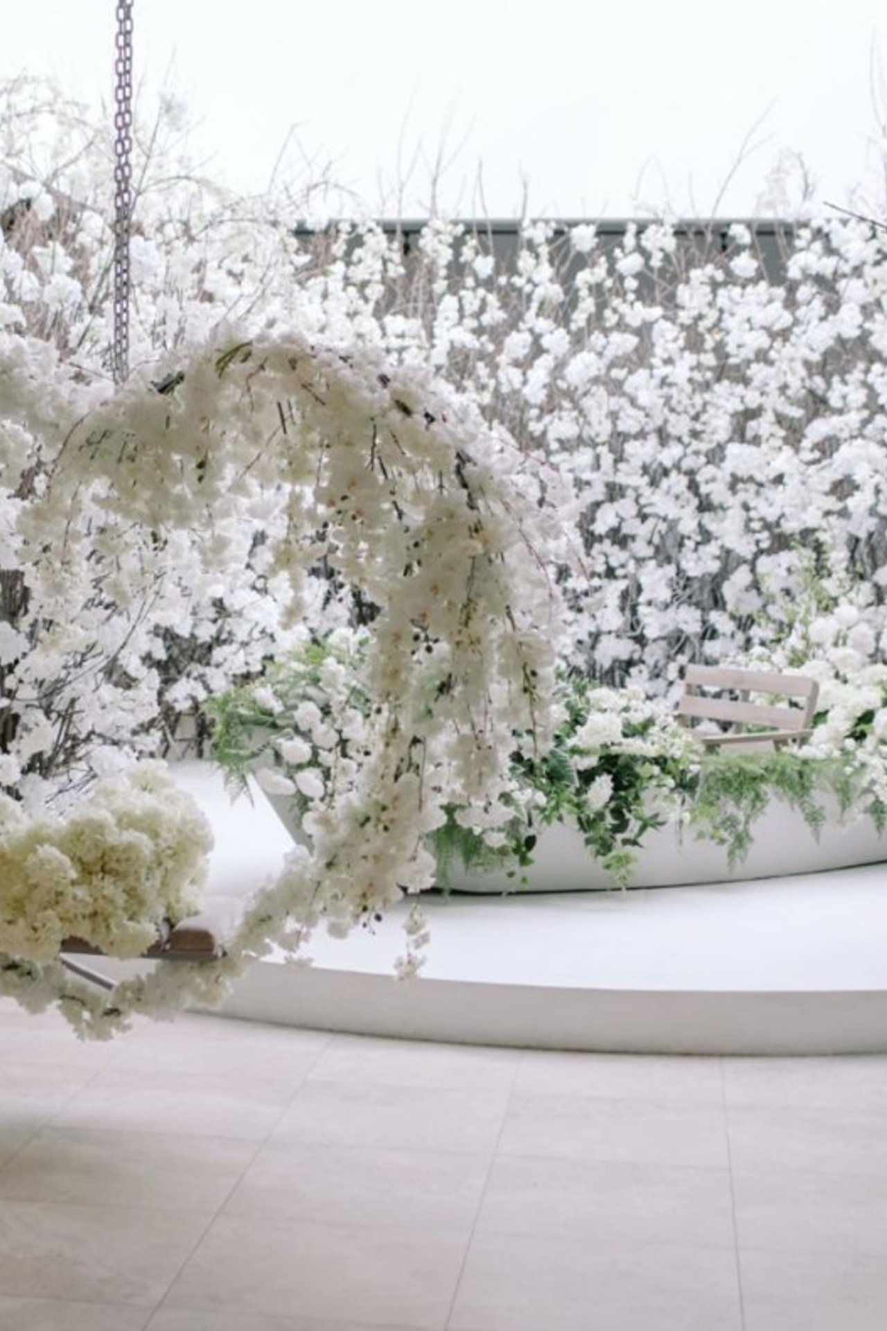 Студия Famous Studios Атриум для предметной съемки Москва | Sale Easy