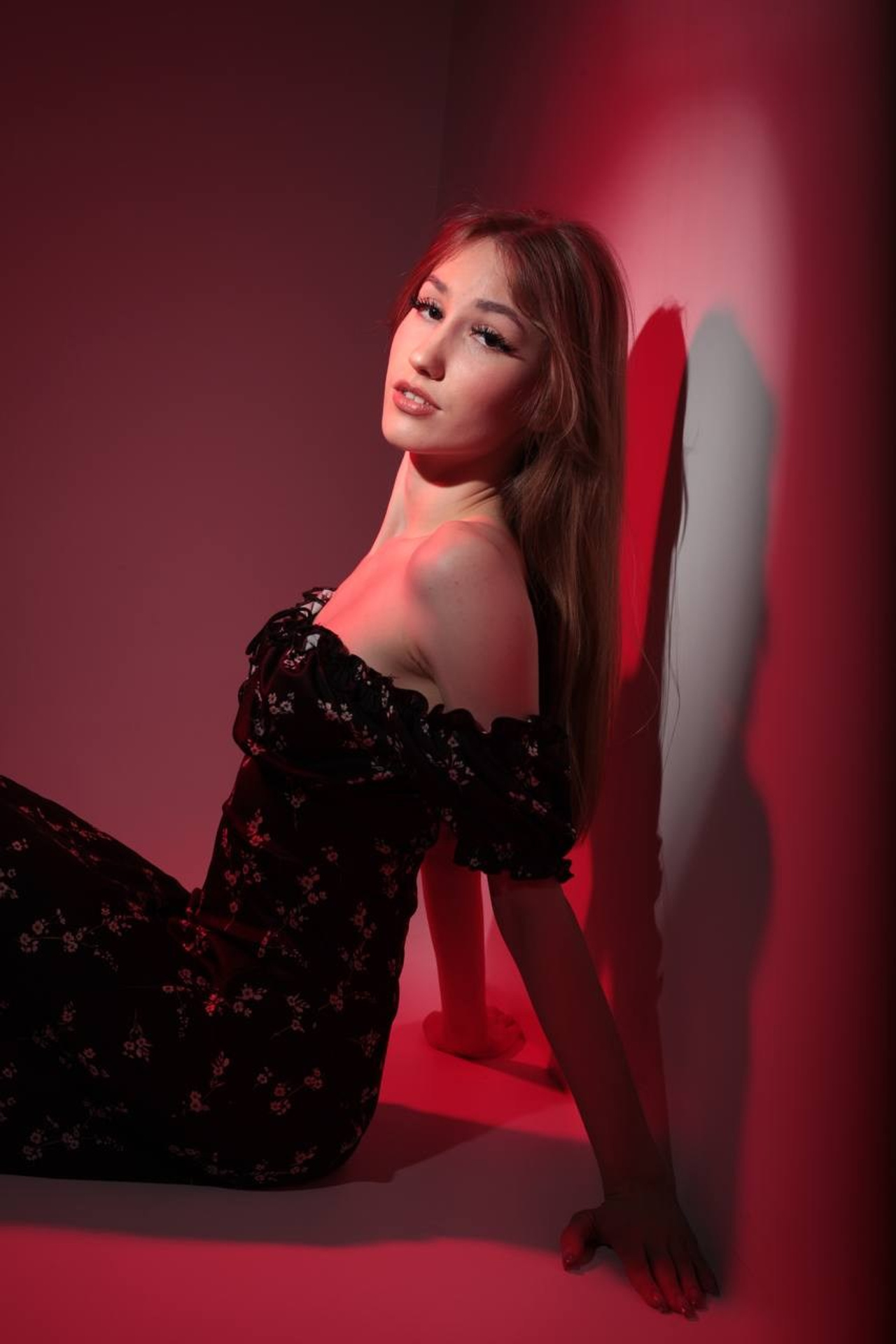 Модель для предметной съемки София И. Казань| Sale Easy