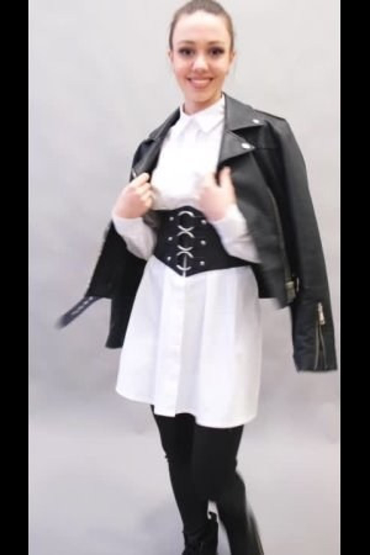 Портфолио видеосъемка одежды для маркетплейсов | Sale Easy