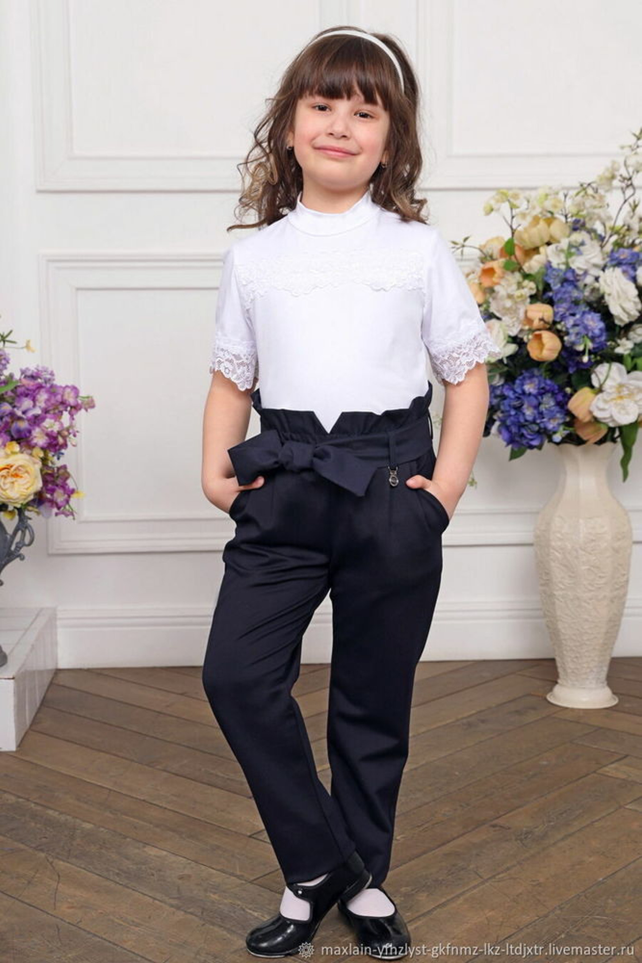 Съемка школьной формы с акцентом на изящные и лаконичные силуэты