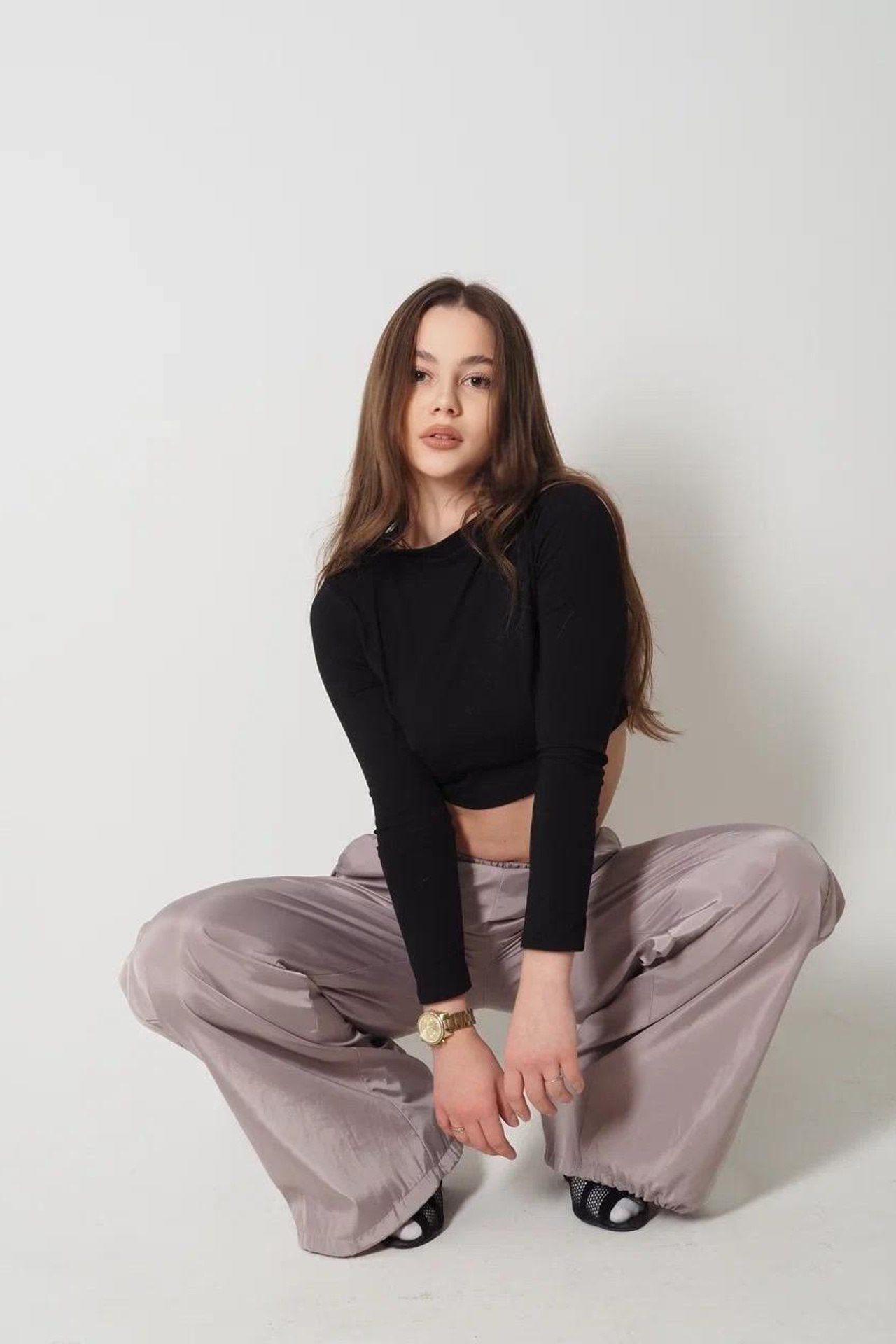 Модель для предметной съемки Кристина Г.Москва| Sale Easy