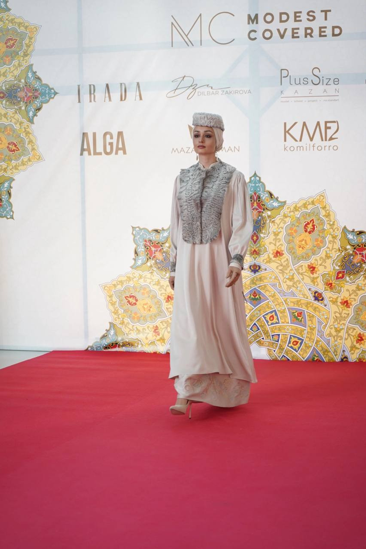 Модель для съемки на маркетплейсы Рената Казань| Sale Easy