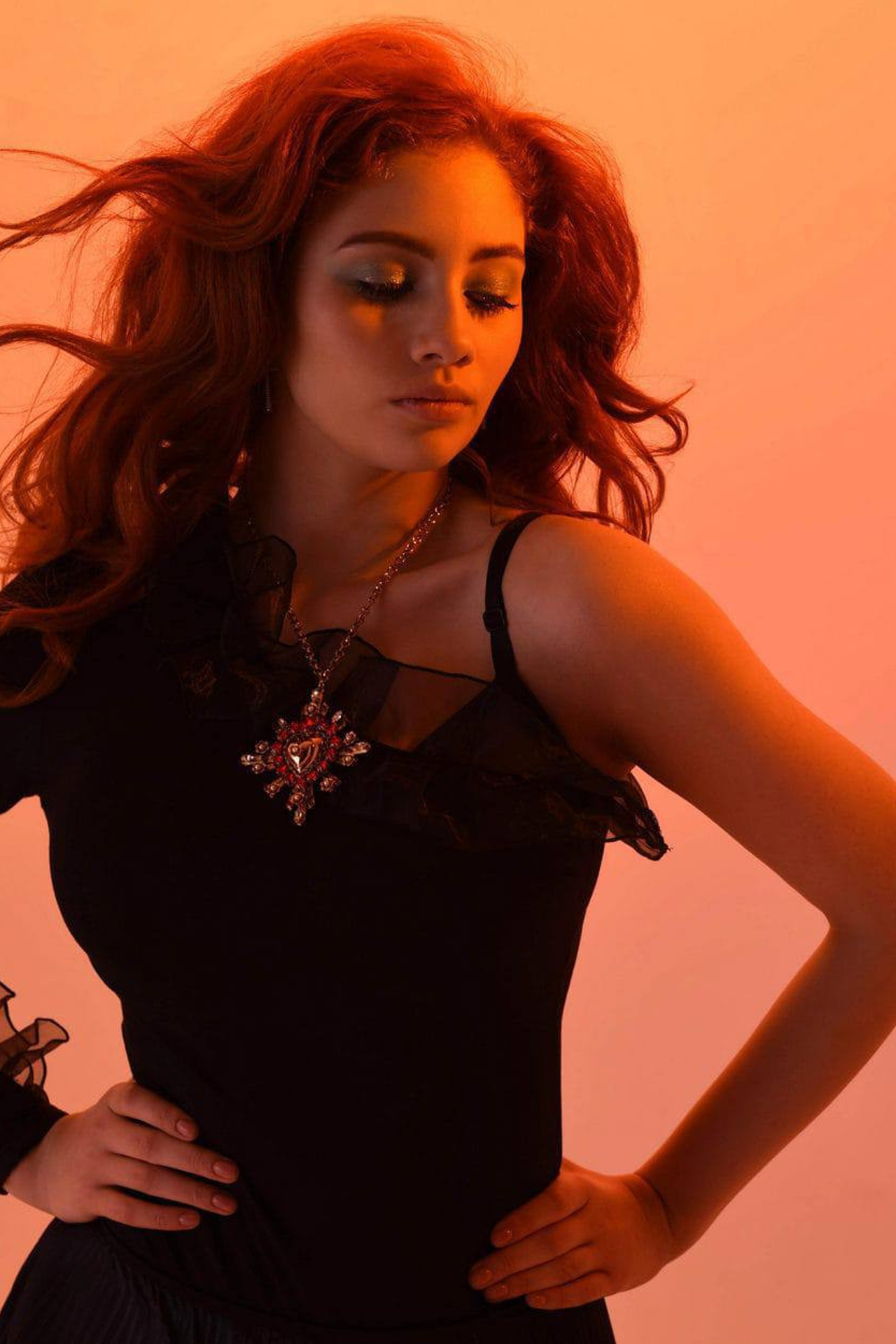 Модель для предметной съемки Дарья Е. Москва| Sale Easy