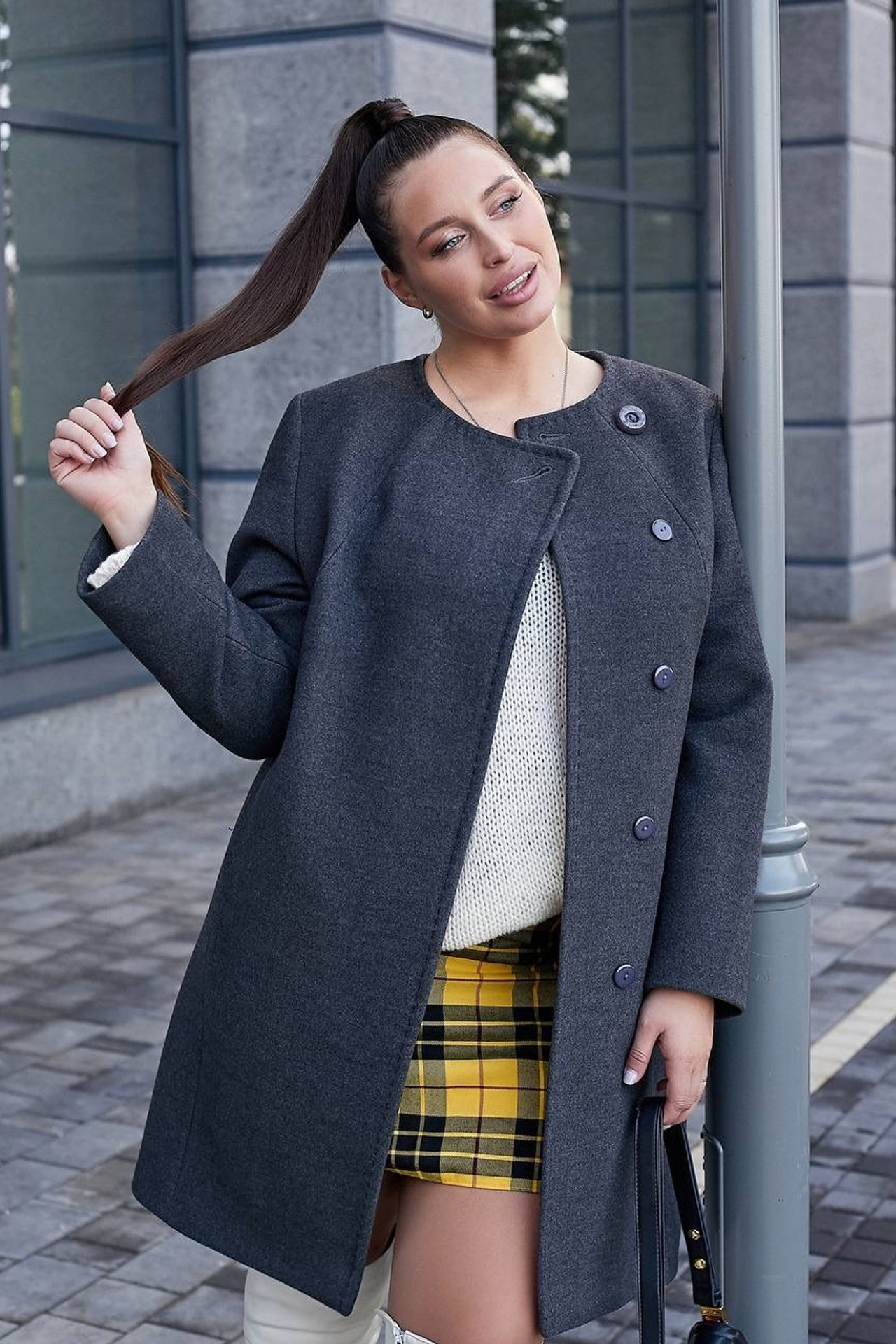 Модель plus size для предметной съемки Виктория БН.Новгород| Sale Easy