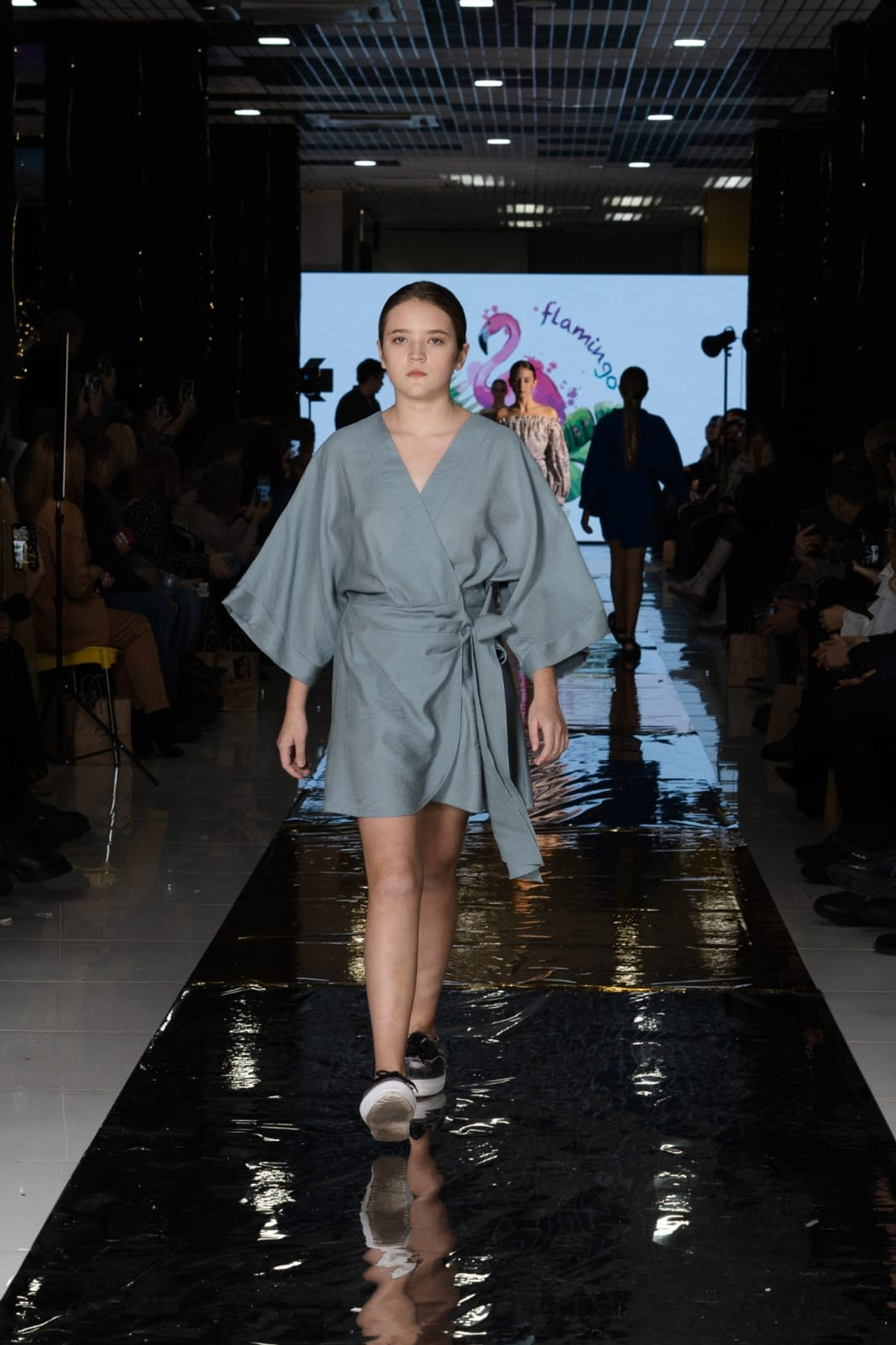 Модель для предметной съемки Вероника id 14 512 Красноярск| Sale Easy