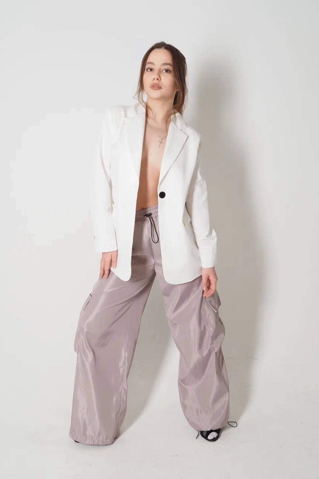 Модель для предметной съемки Кристина Г.Москва| Sale Easy