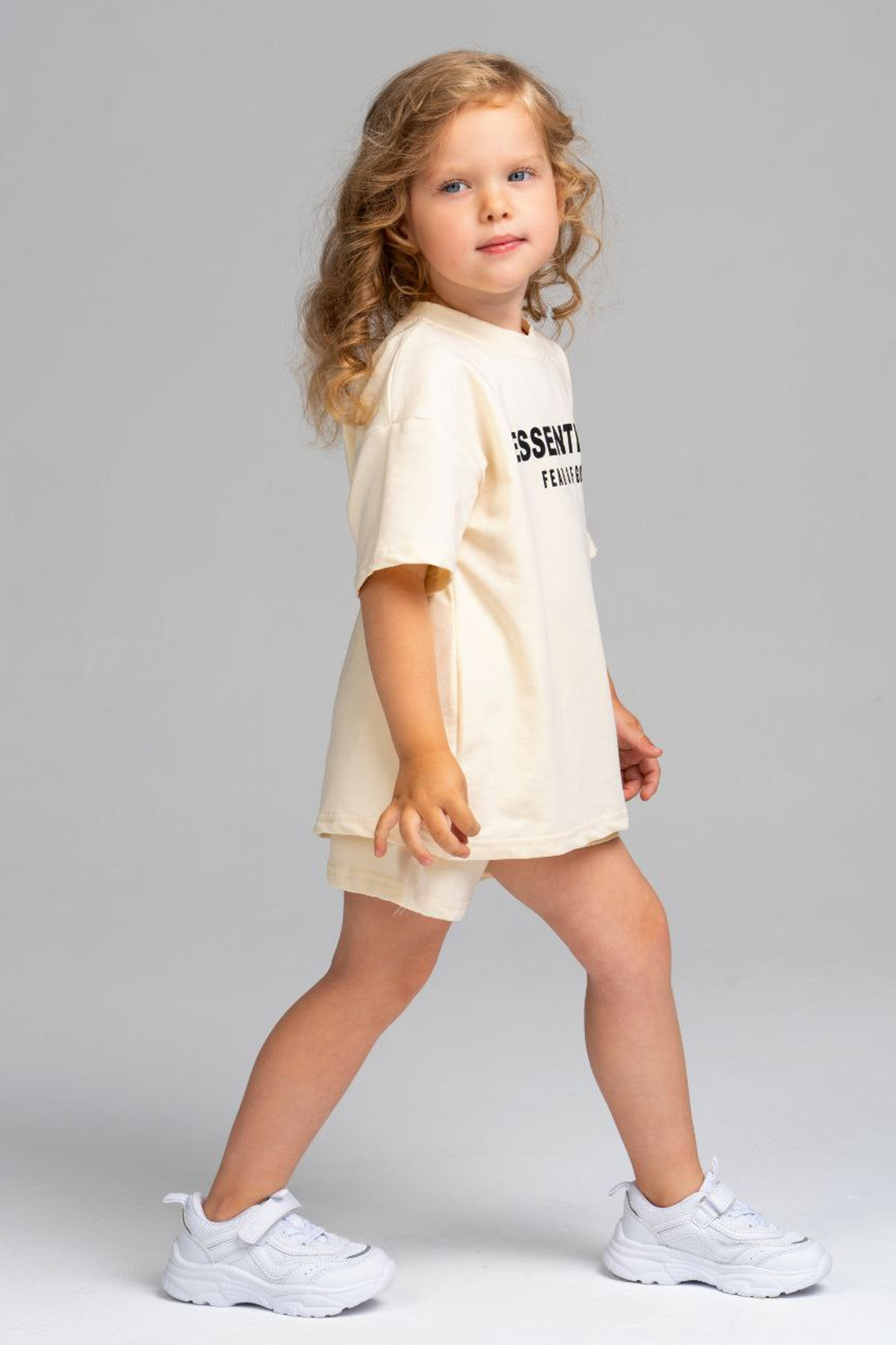 Модели дети для предметной съемки Оливия А. Москва | Sale Easy