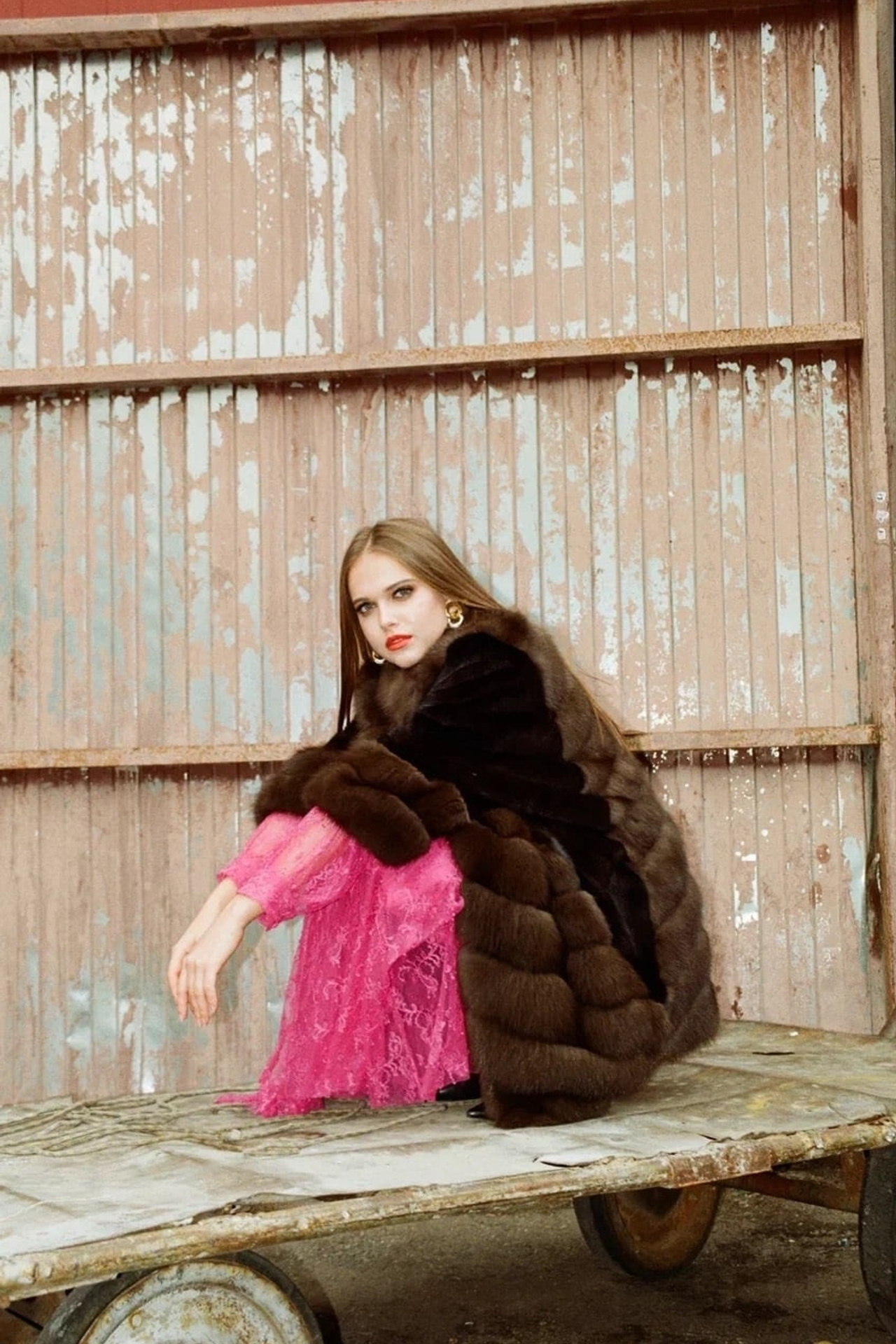 Модель для предметной съемки Стася Москва| Sale Easy