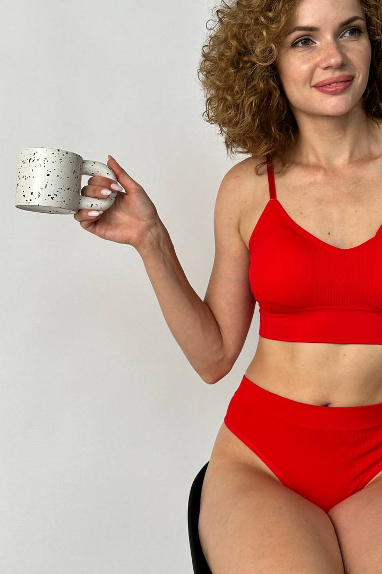 Модель для предметной съемки  Дарья О Сочи| Sale Easy