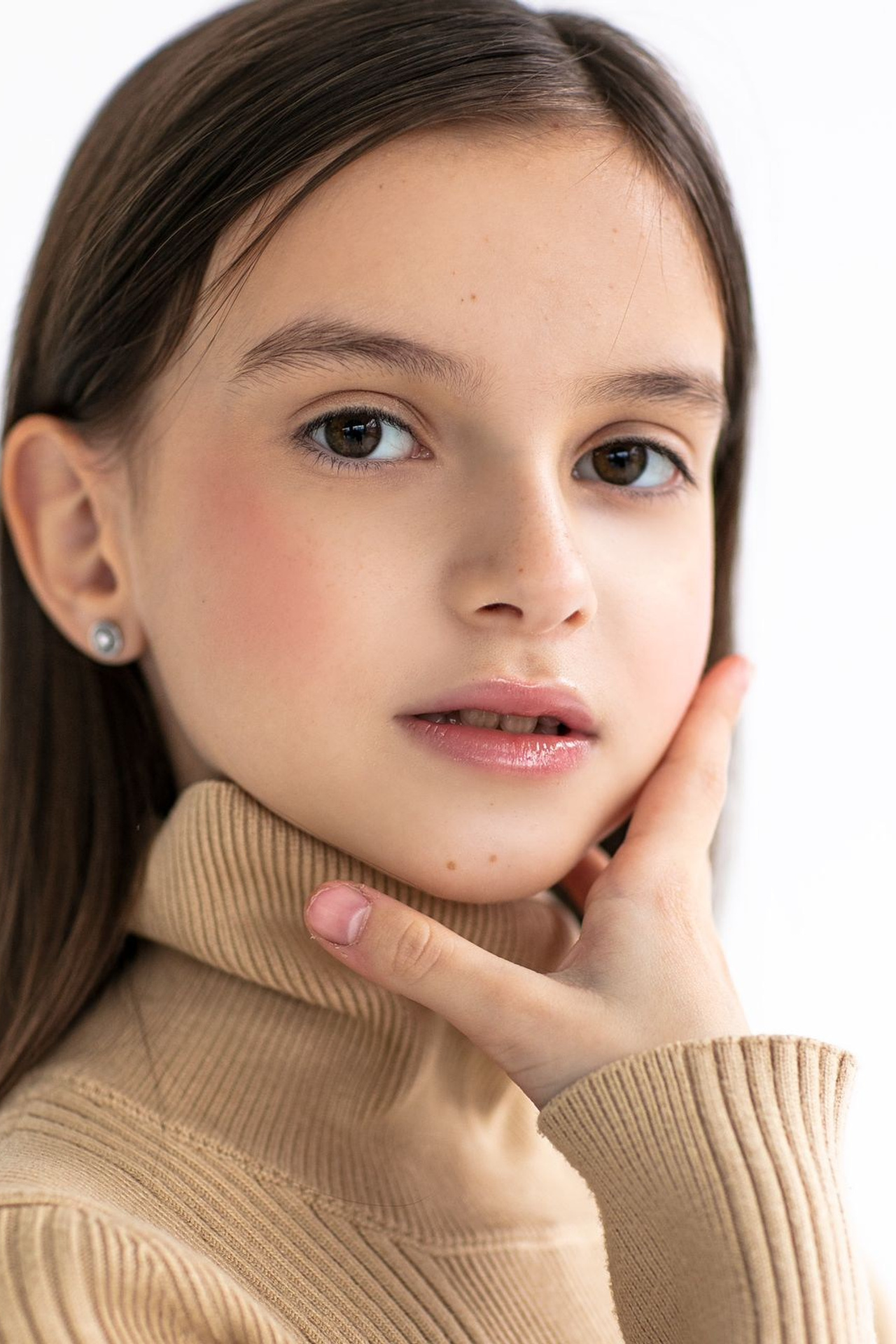 Модели дети для предметной съемки София Ж. Москва | Sale Easy