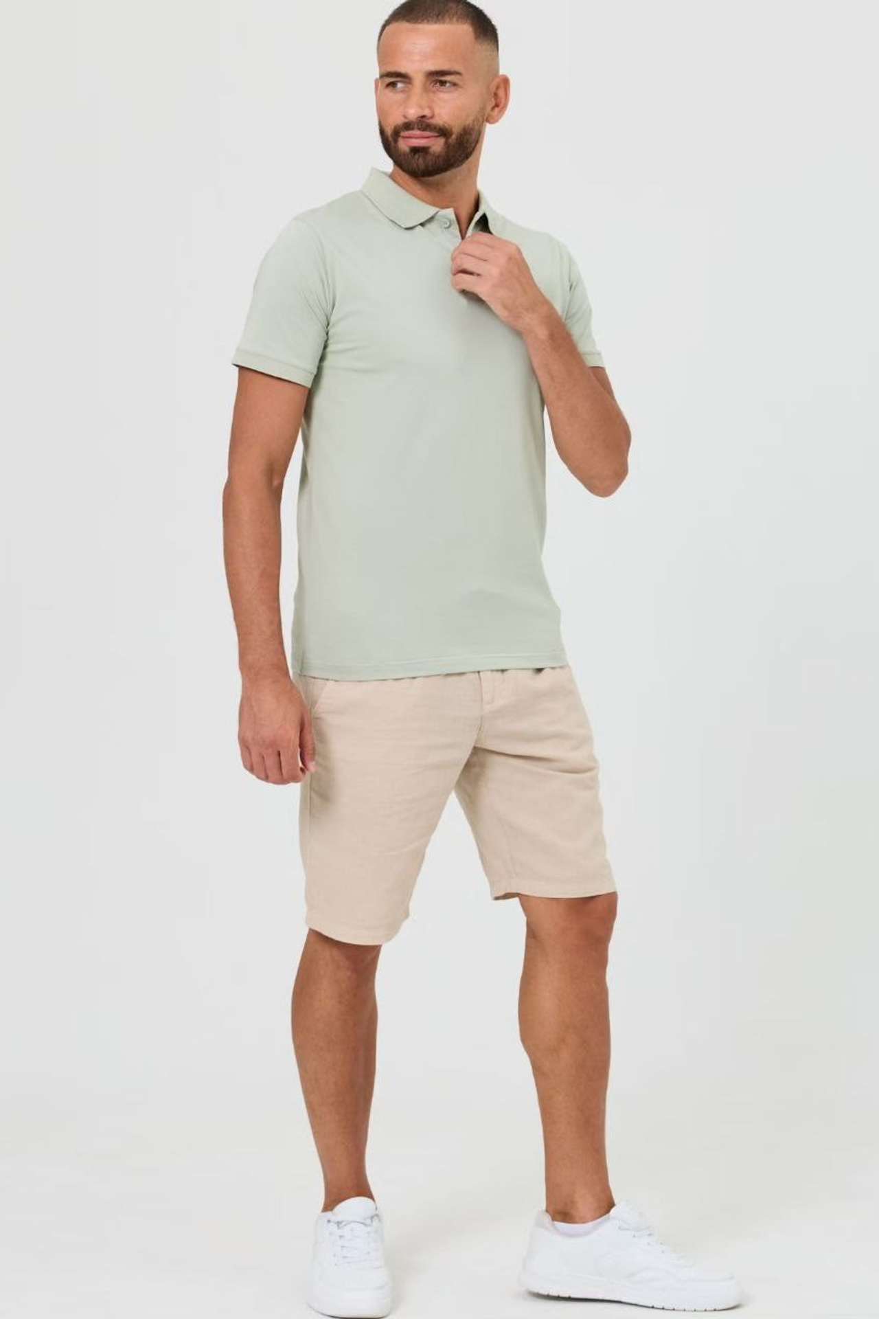 Модель для предметной съемки Иван Москва | Sale Easy