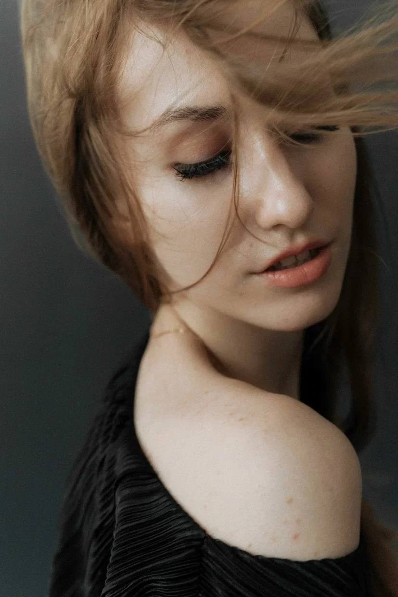 Модель для предметной съемки София И. Казань| Sale Easy