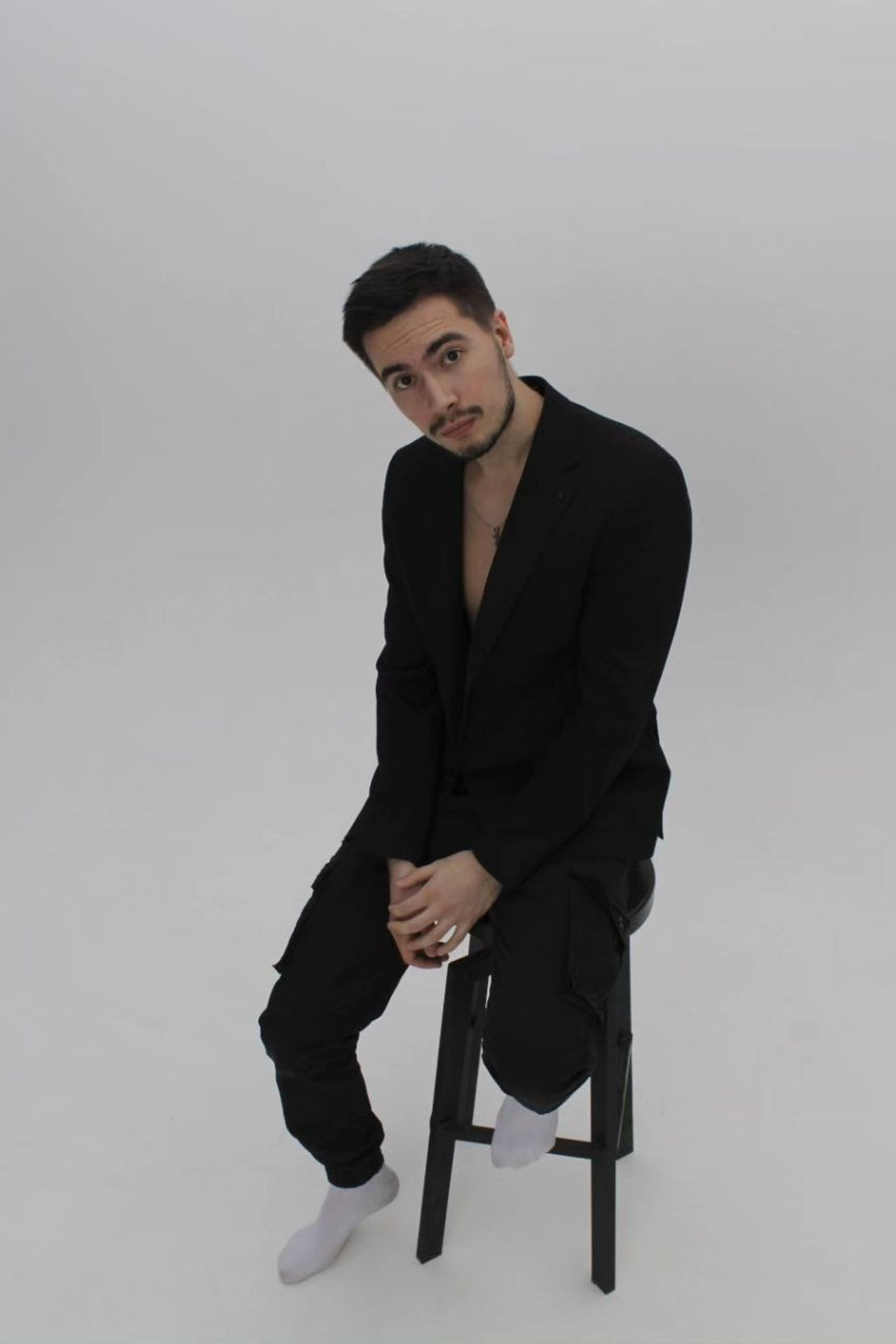 Модель для предметной съемки Александр В. Москва | Sale Easy