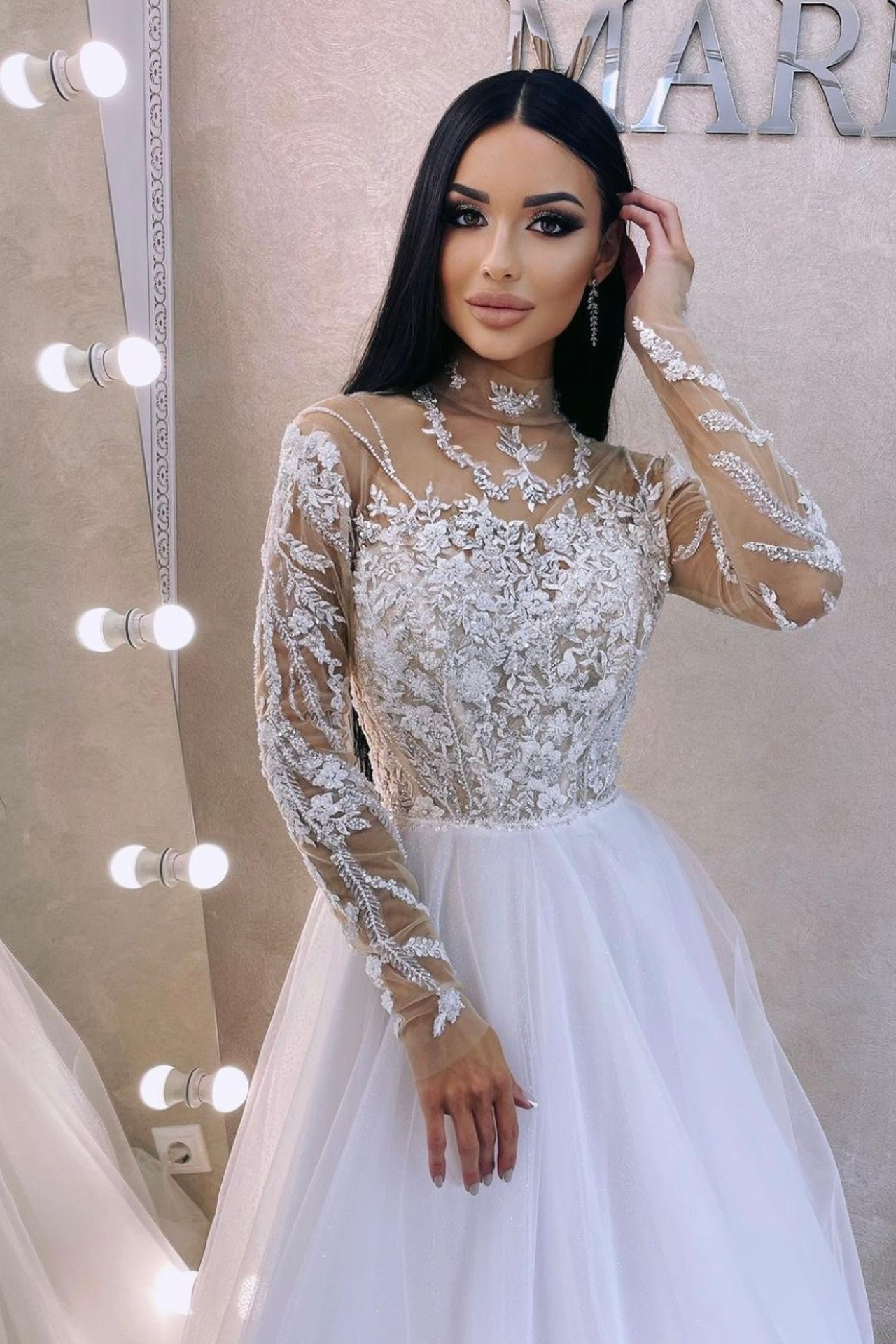 Модель для предметной съемки Яна Н.Н.| Sale Easy