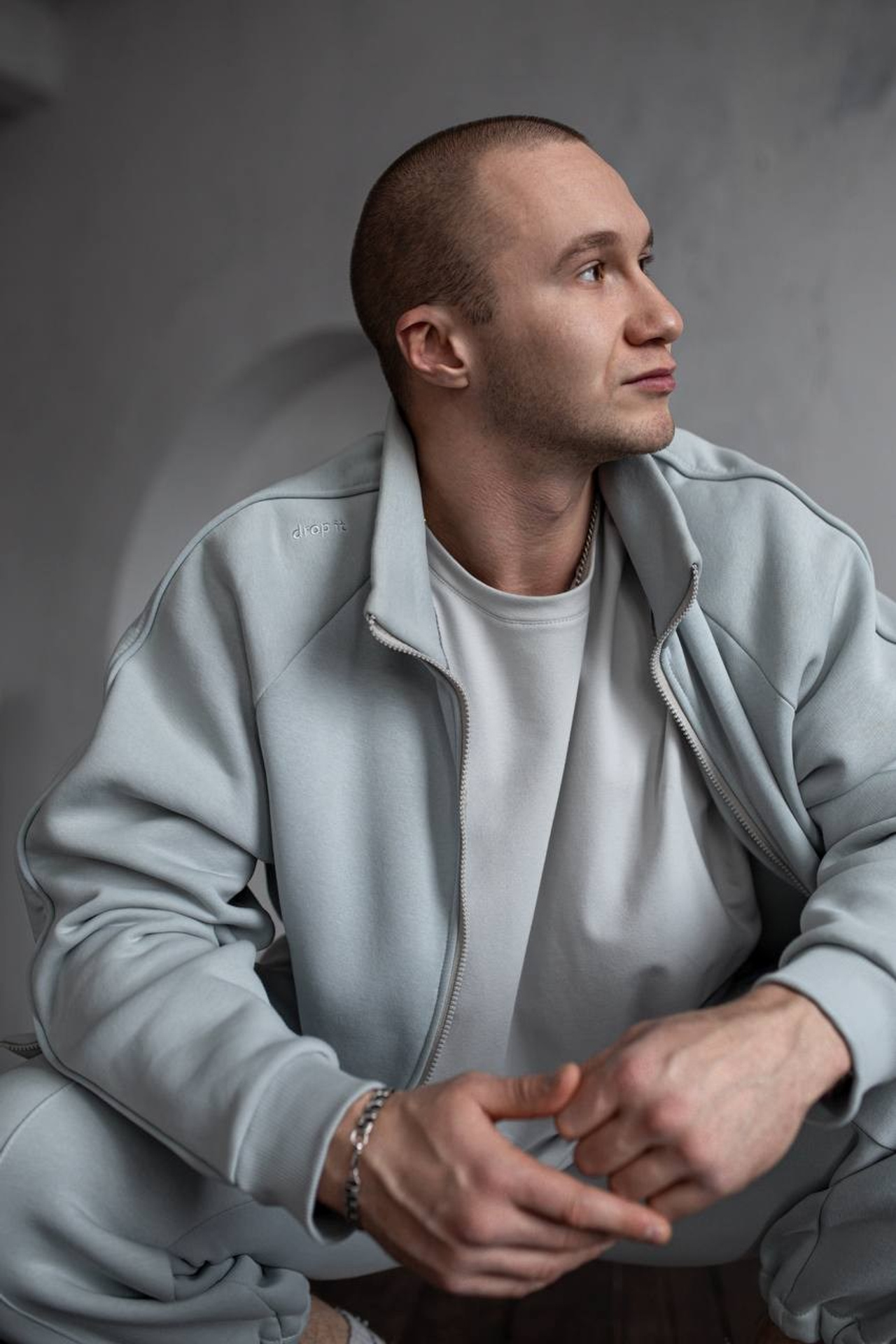 Модель для предметной съемки Никита Ж. Казань| Sale Easy