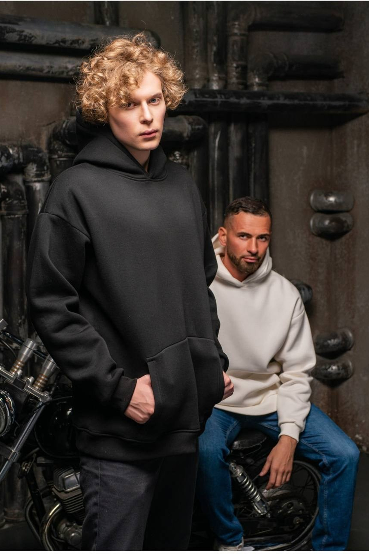 Идея для спортивного стиля с худи