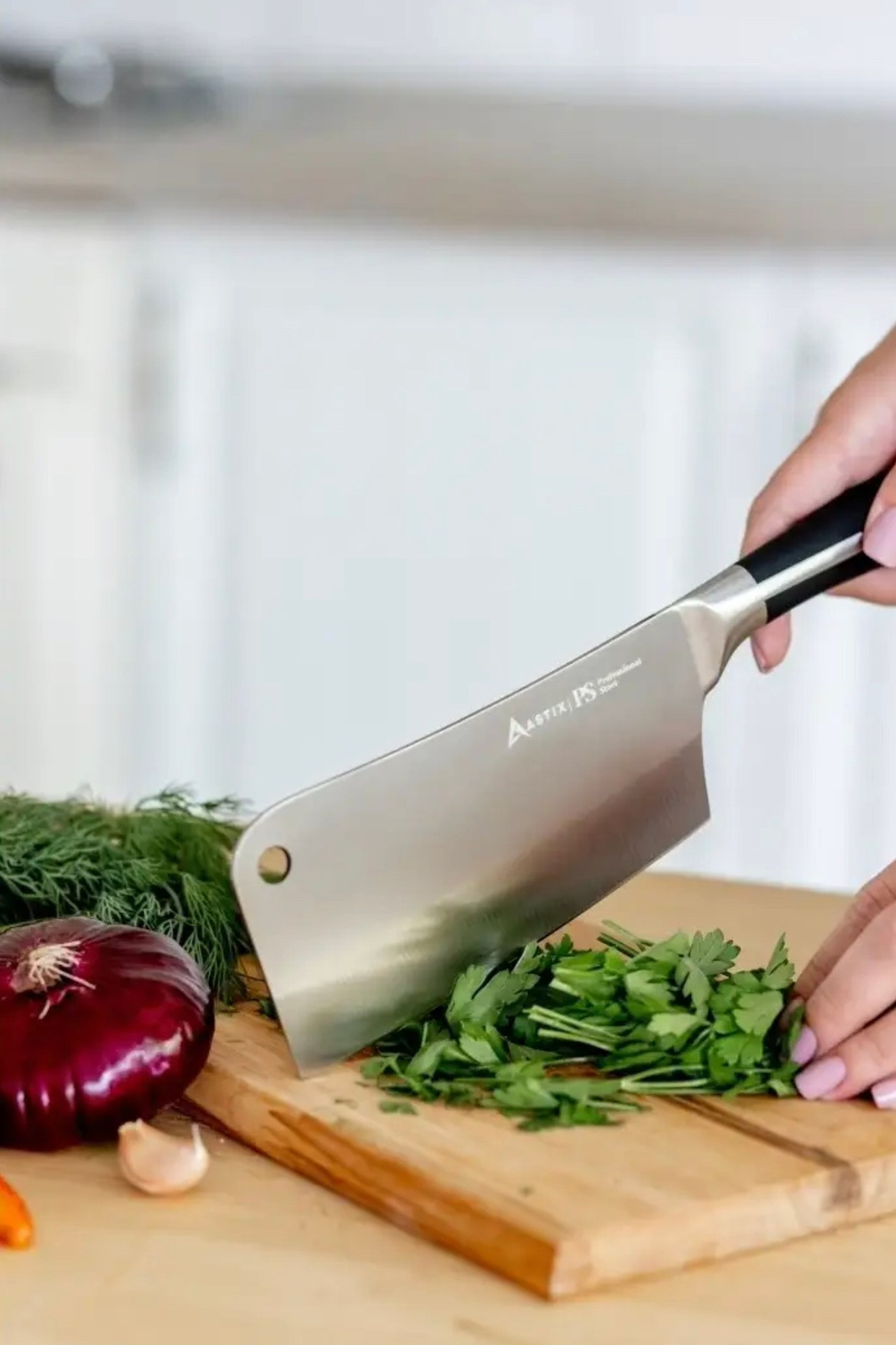 Ножи с элементами безопасности для защиты при использовании.