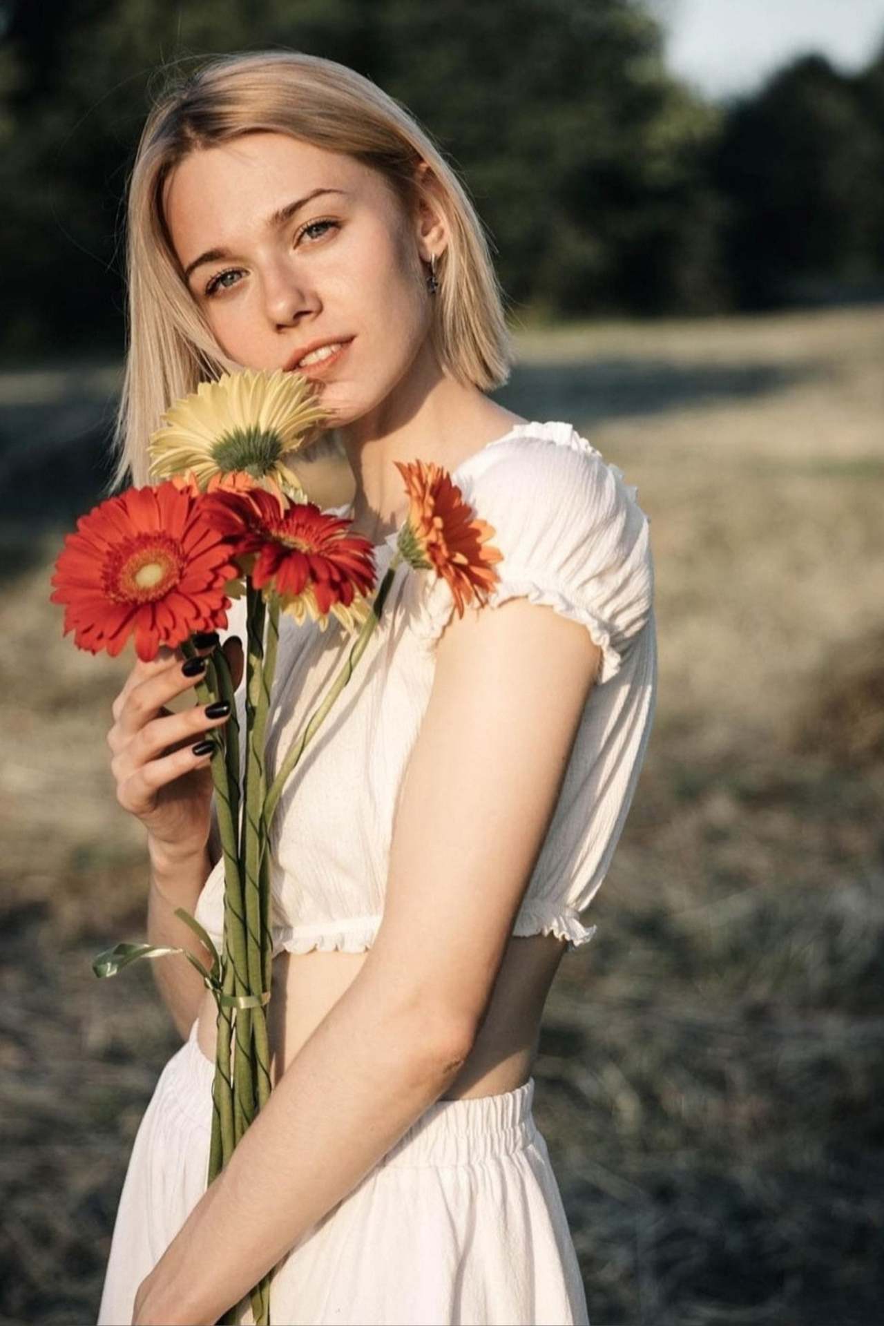 Модель для предметной съемки Александра А Москва| Sale Easy