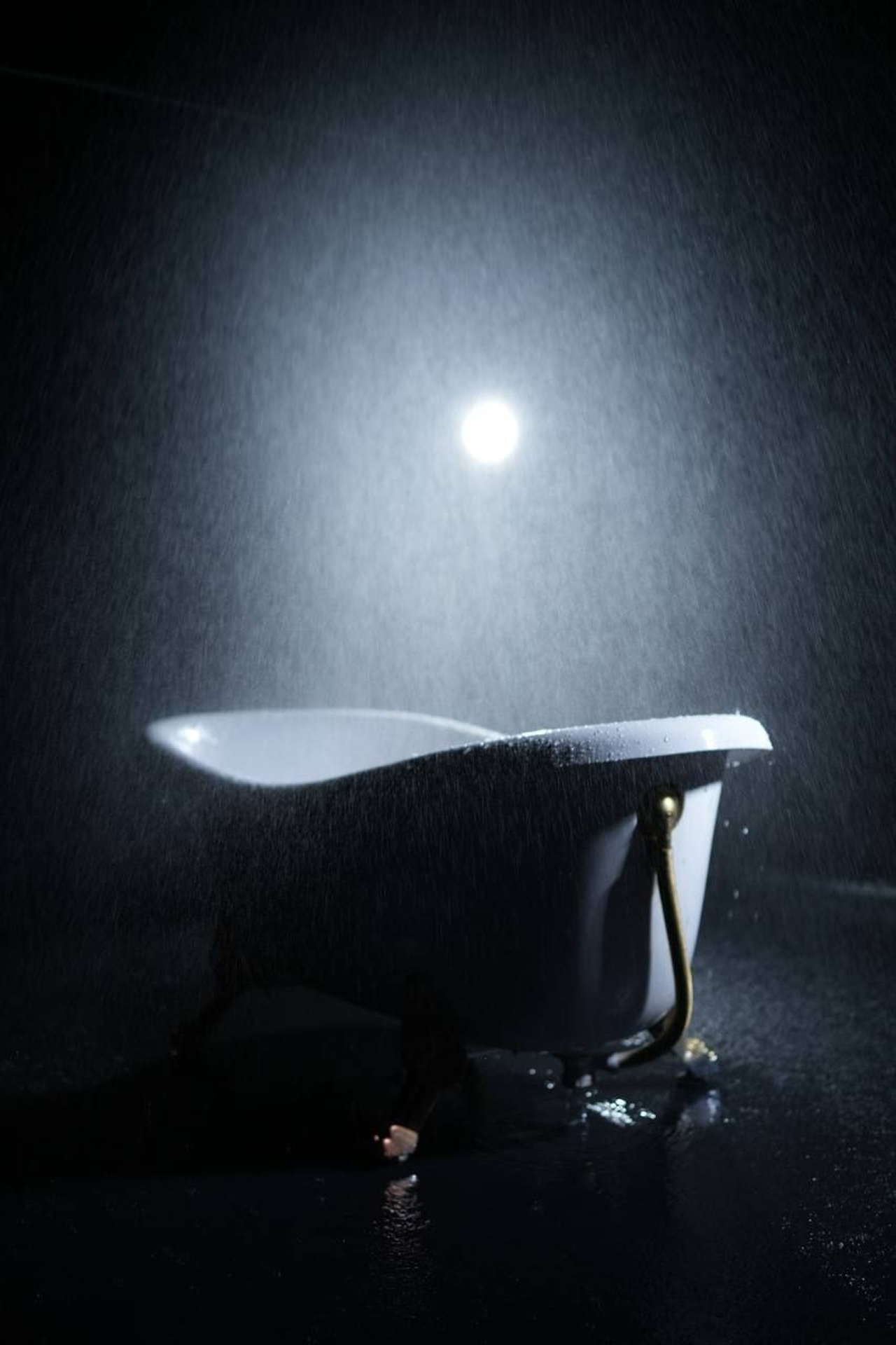 Студия Black Pool — Подводная для предметной съемки Казань|Sale Easy